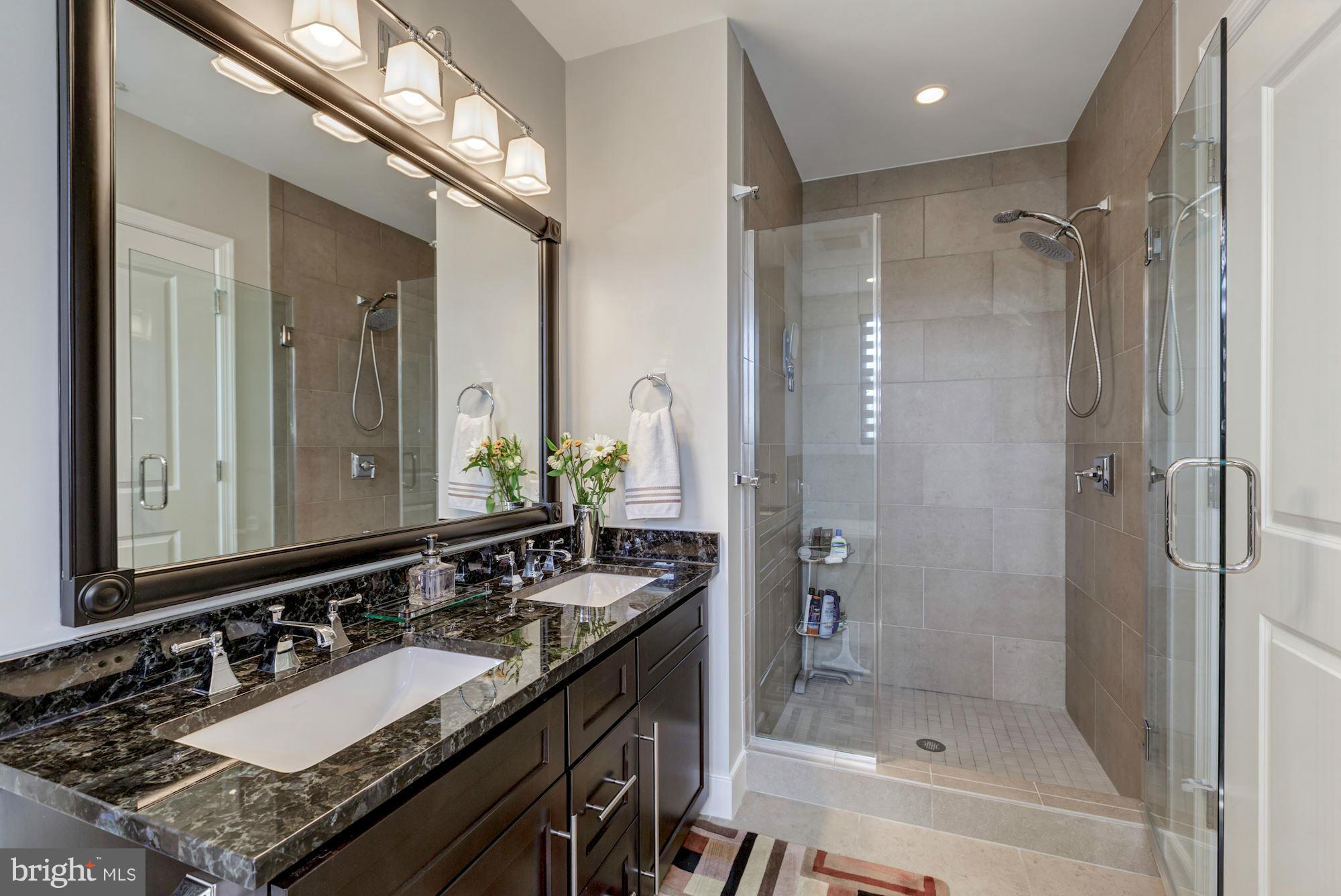 LYON PARK - Residential