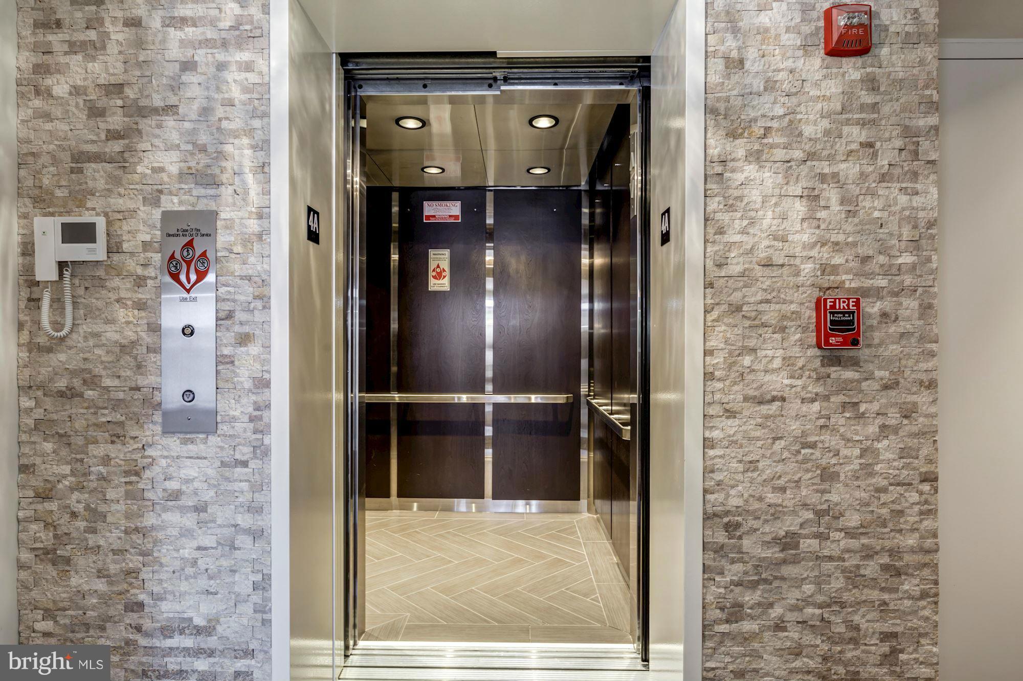 LYON PARK - Residential