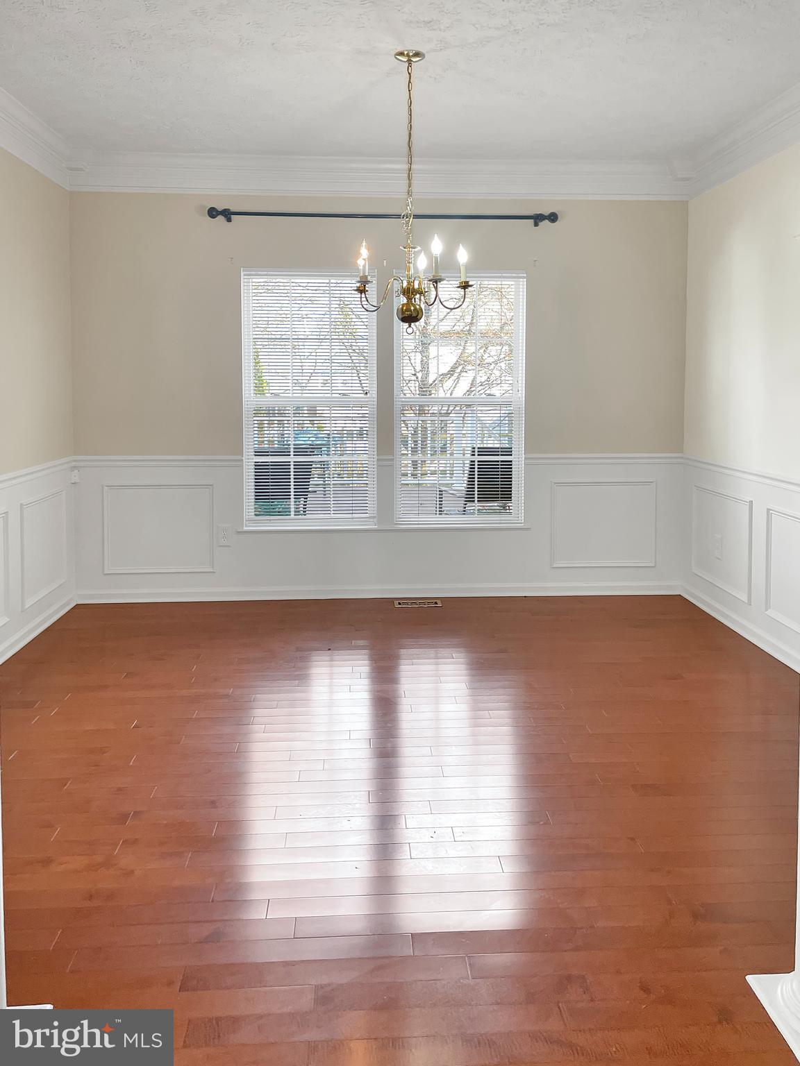 DEARBOUGHT - Residential Lease