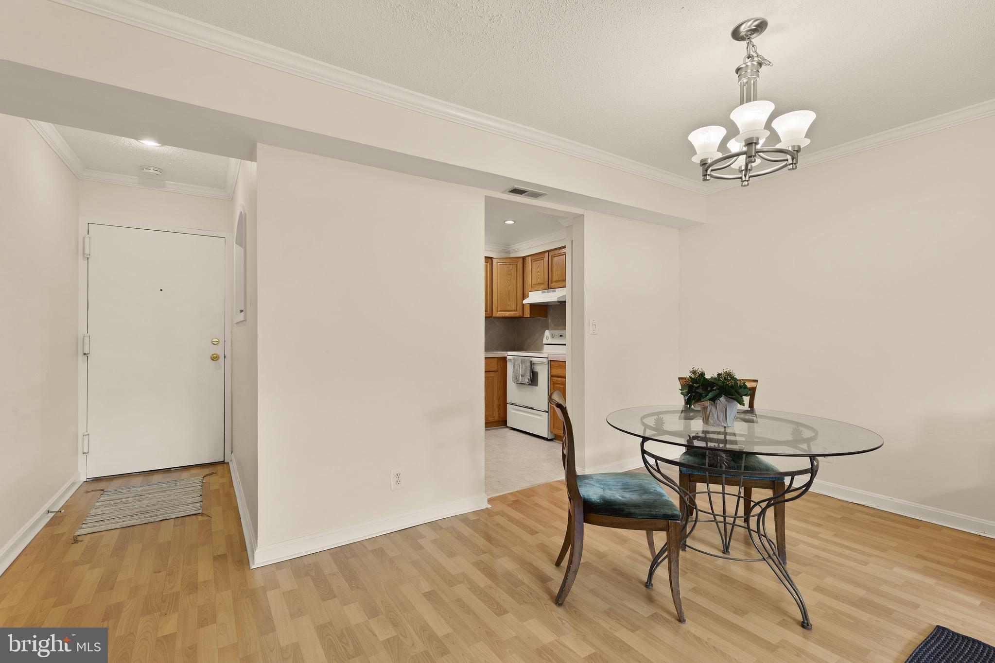 THE COLONIES - Residential