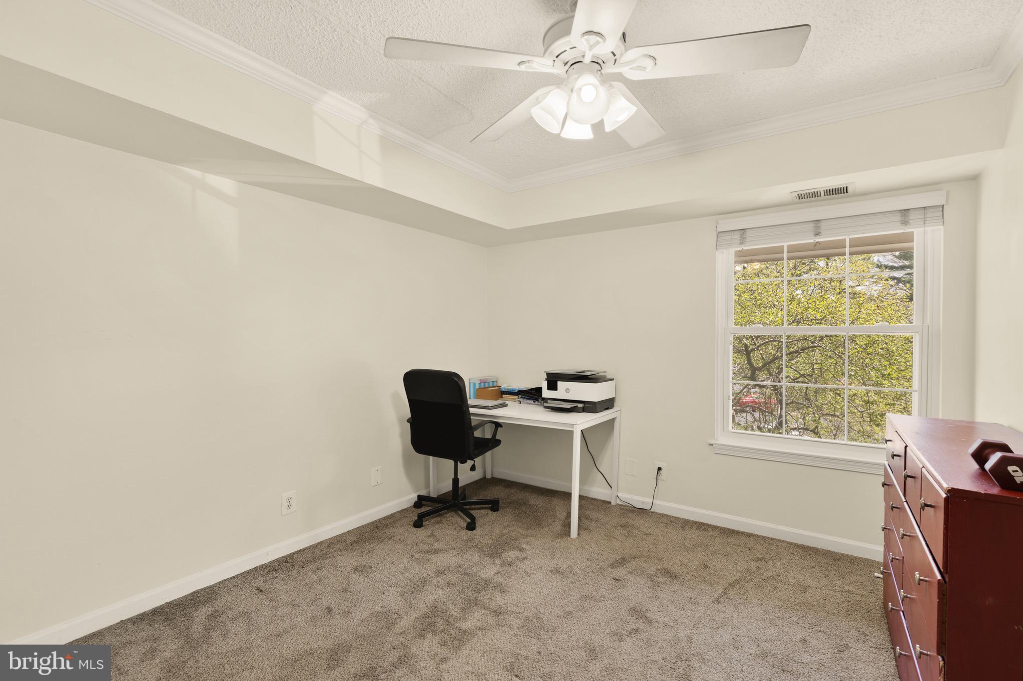 THE COLONIES - Residential