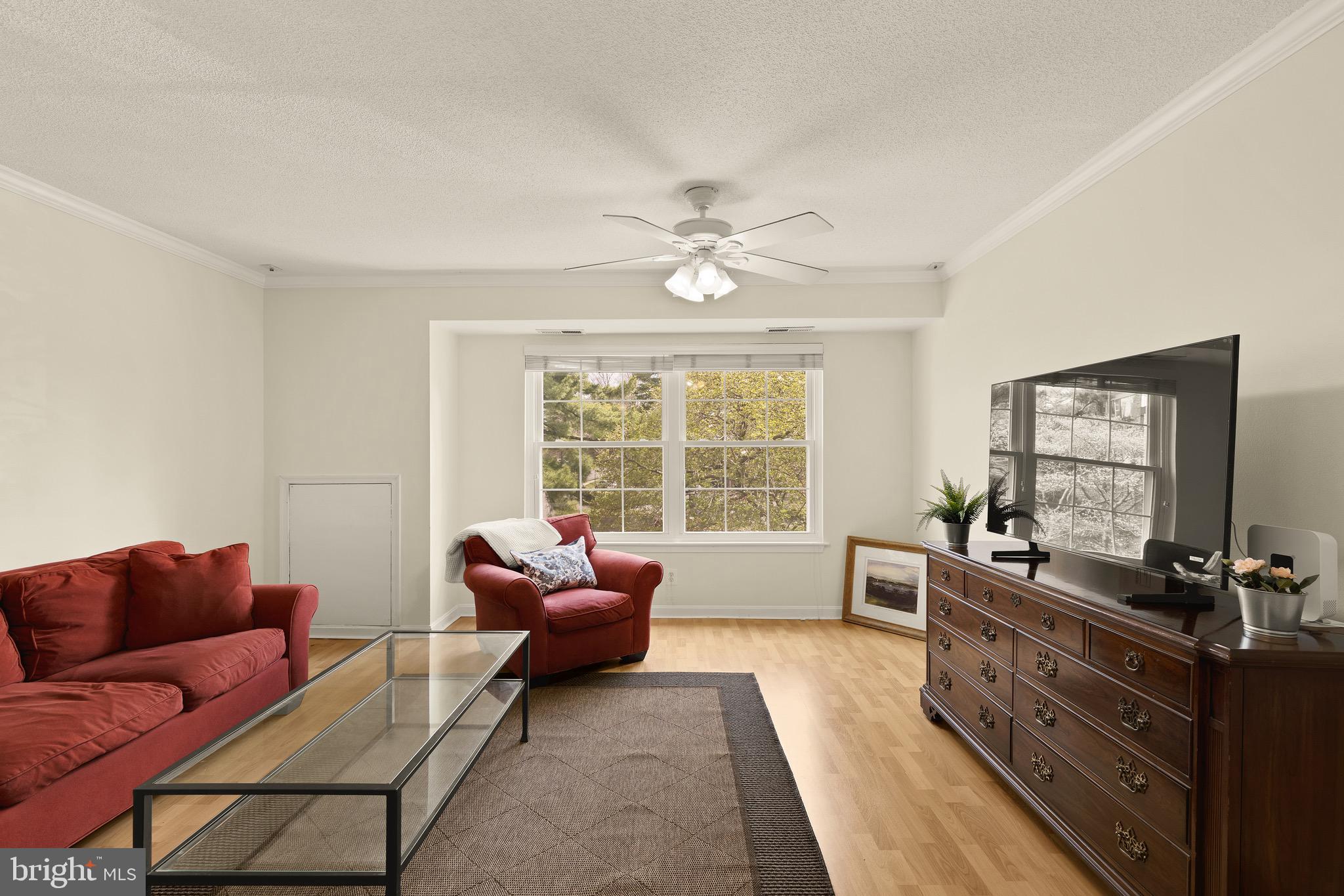 THE COLONIES - Residential