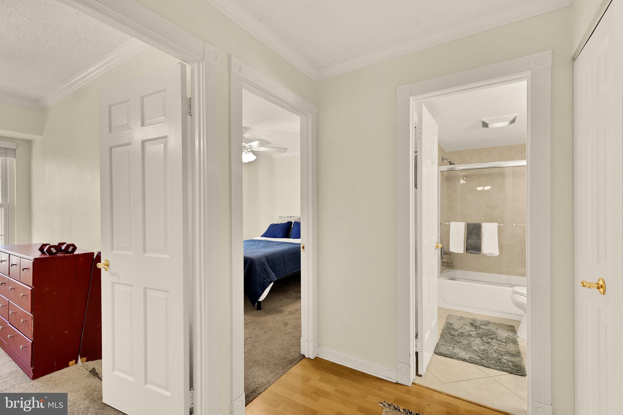 THE COLONIES - Residential