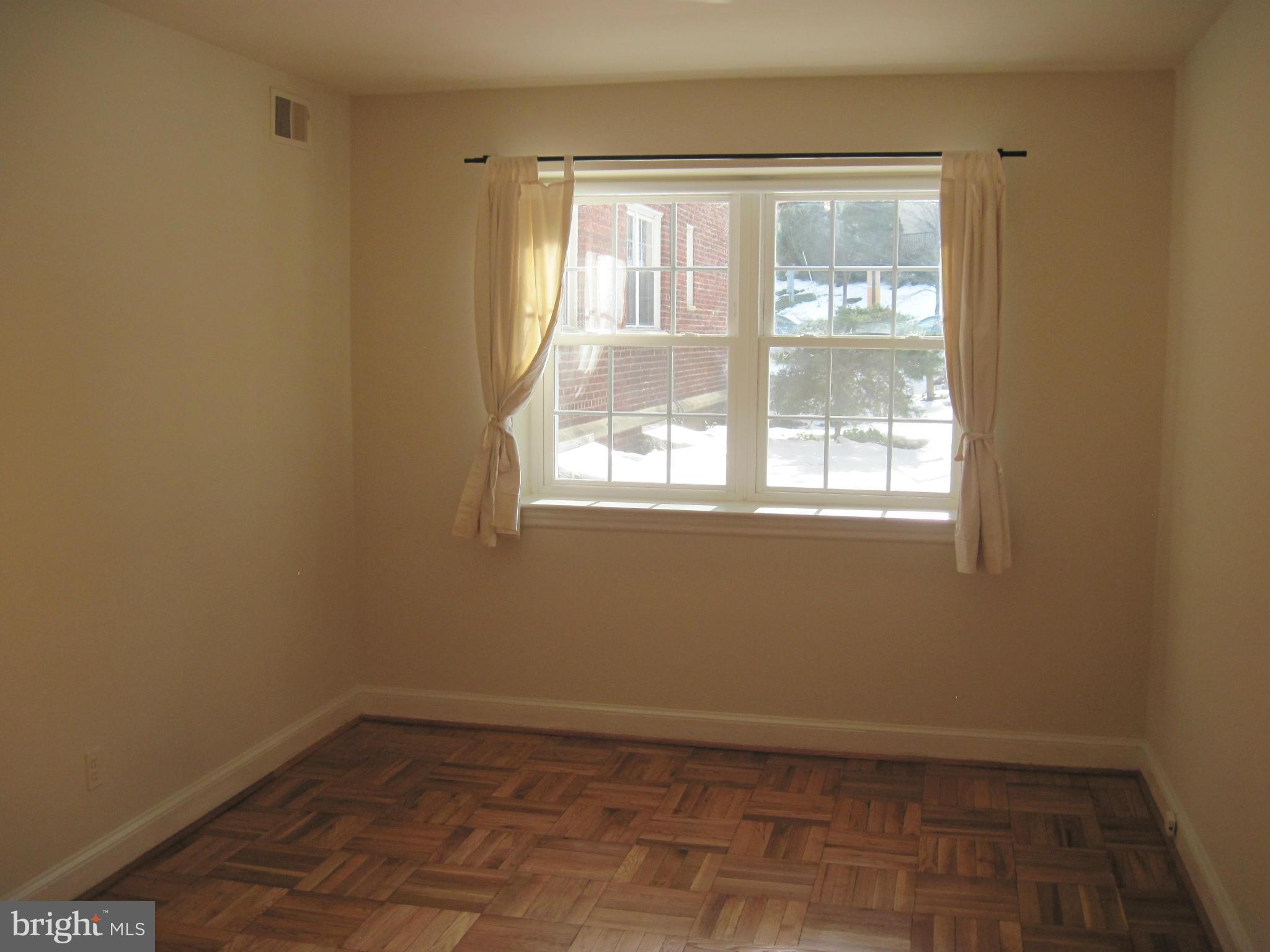 WESTMORELAND TERRACE - Residential