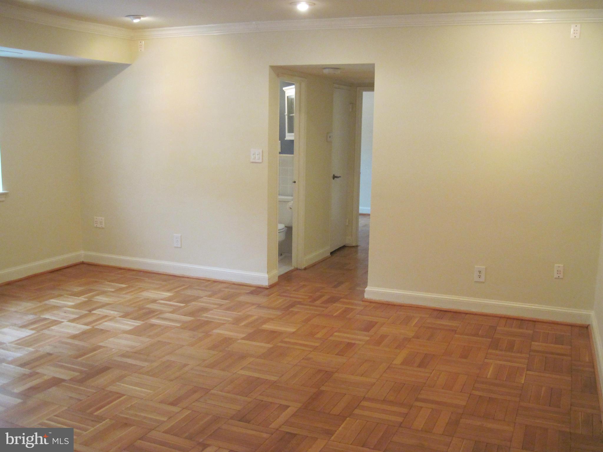 WESTMORELAND TERRACE - Residential