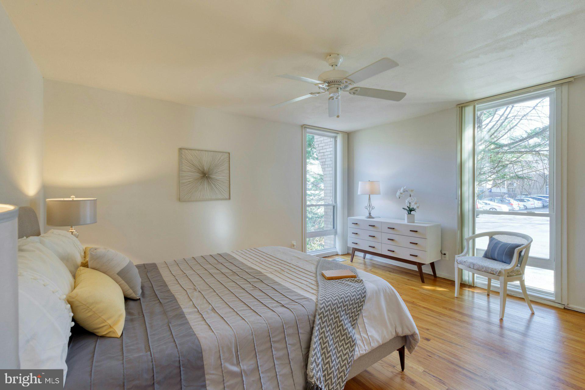 LAKE ANNE OF RESTON - Residential