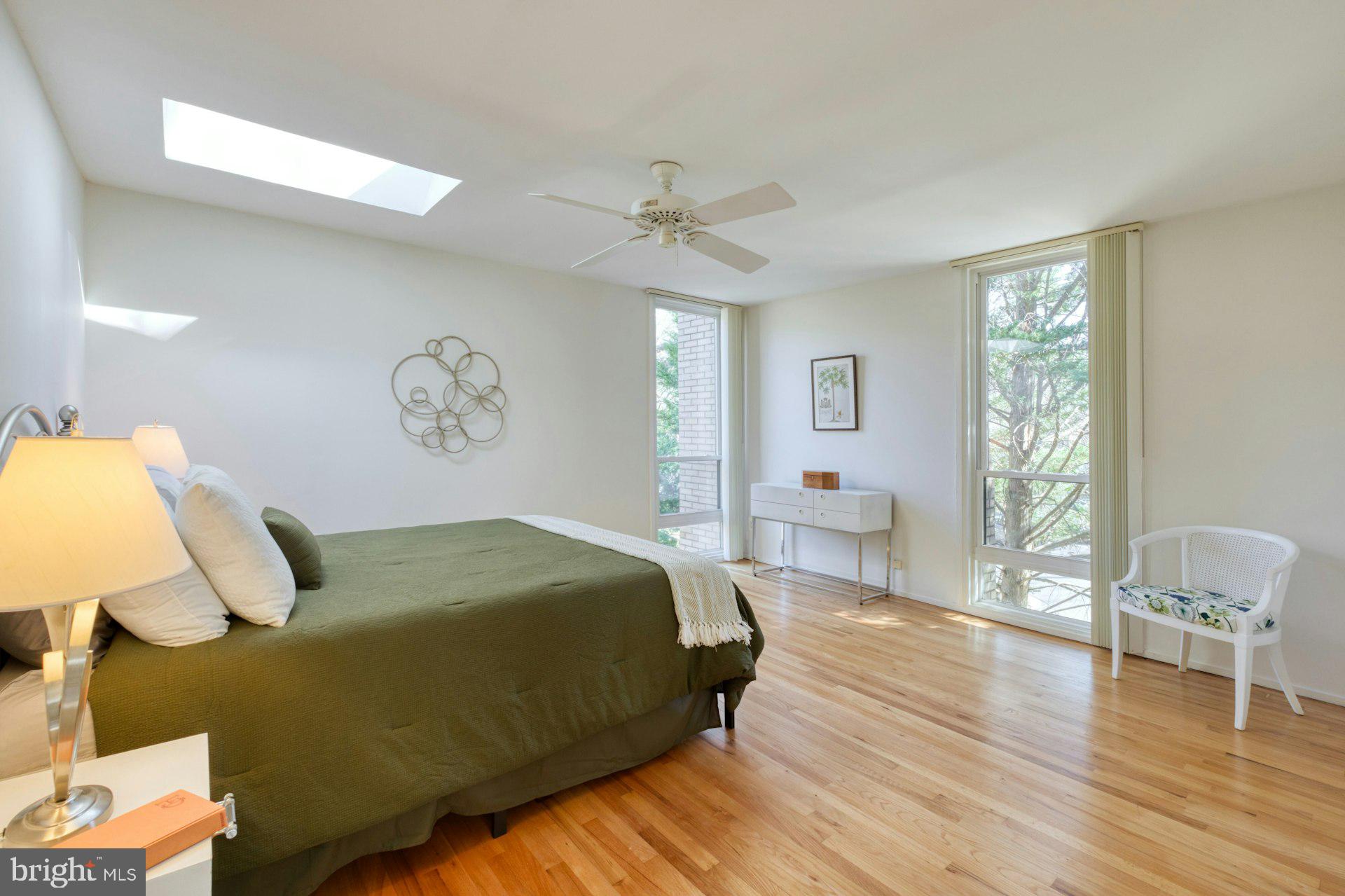 LAKE ANNE OF RESTON - Residential