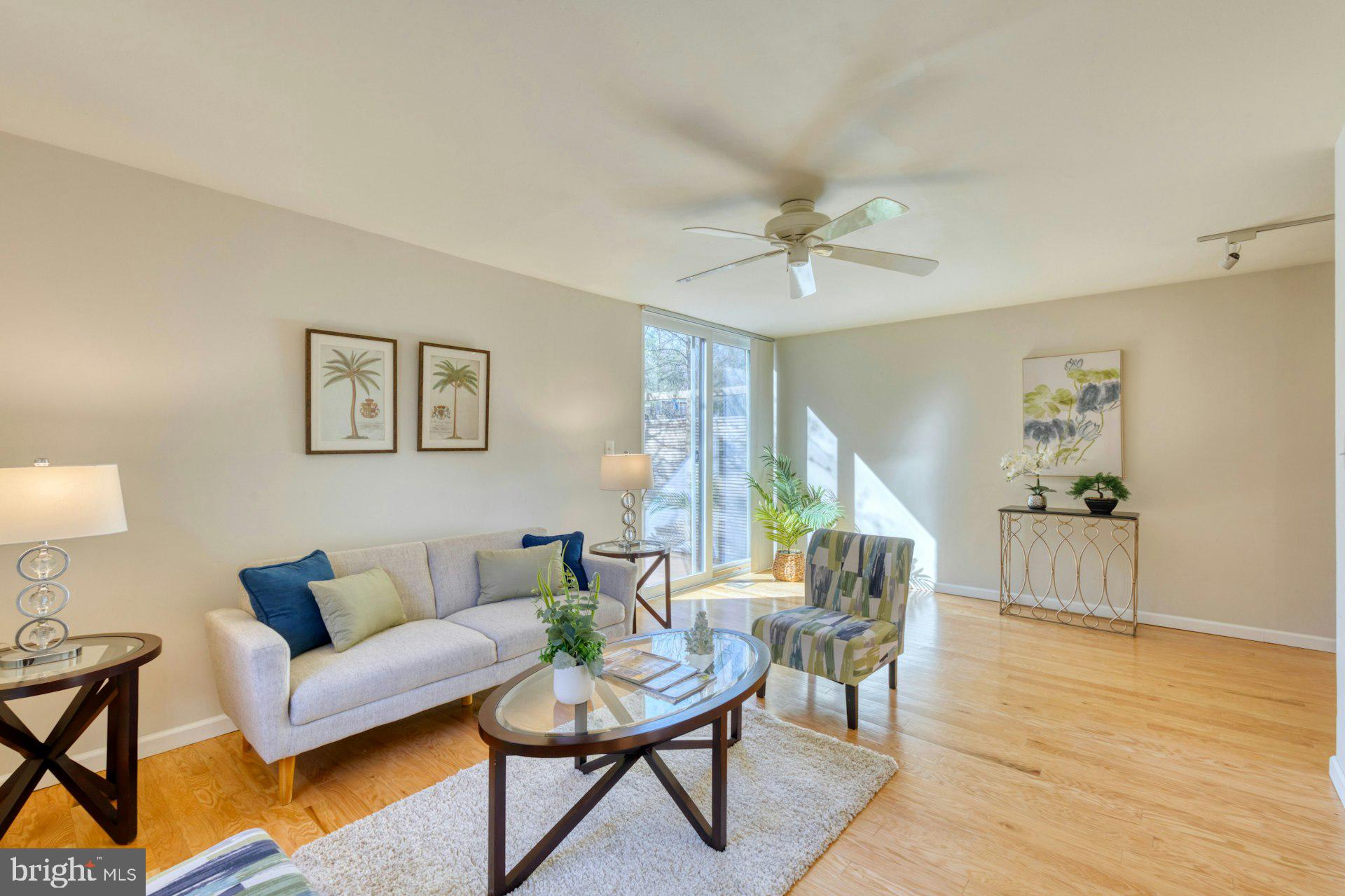 LAKE ANNE OF RESTON - Residential