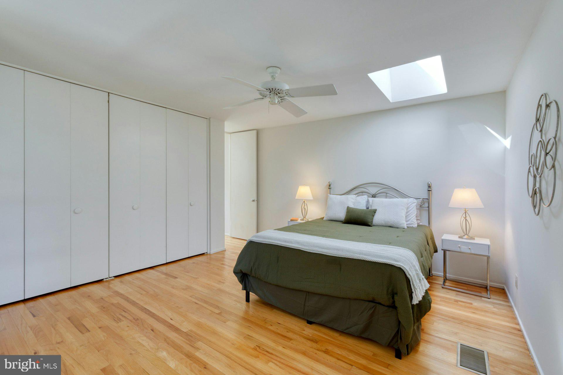 LAKE ANNE OF RESTON - Residential