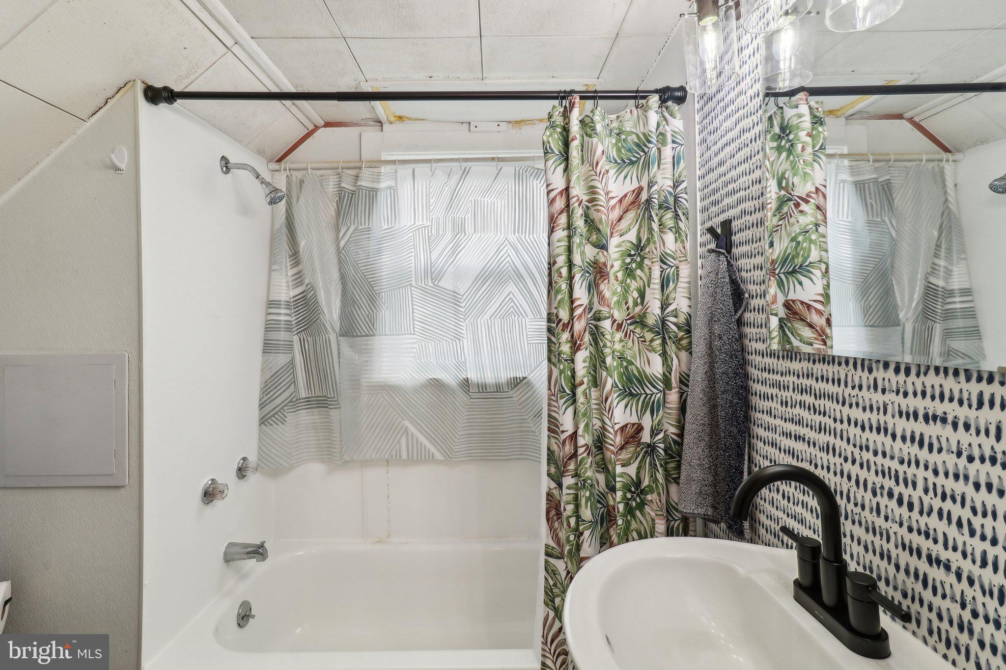 DISTRICT HEIGHTS - Residential