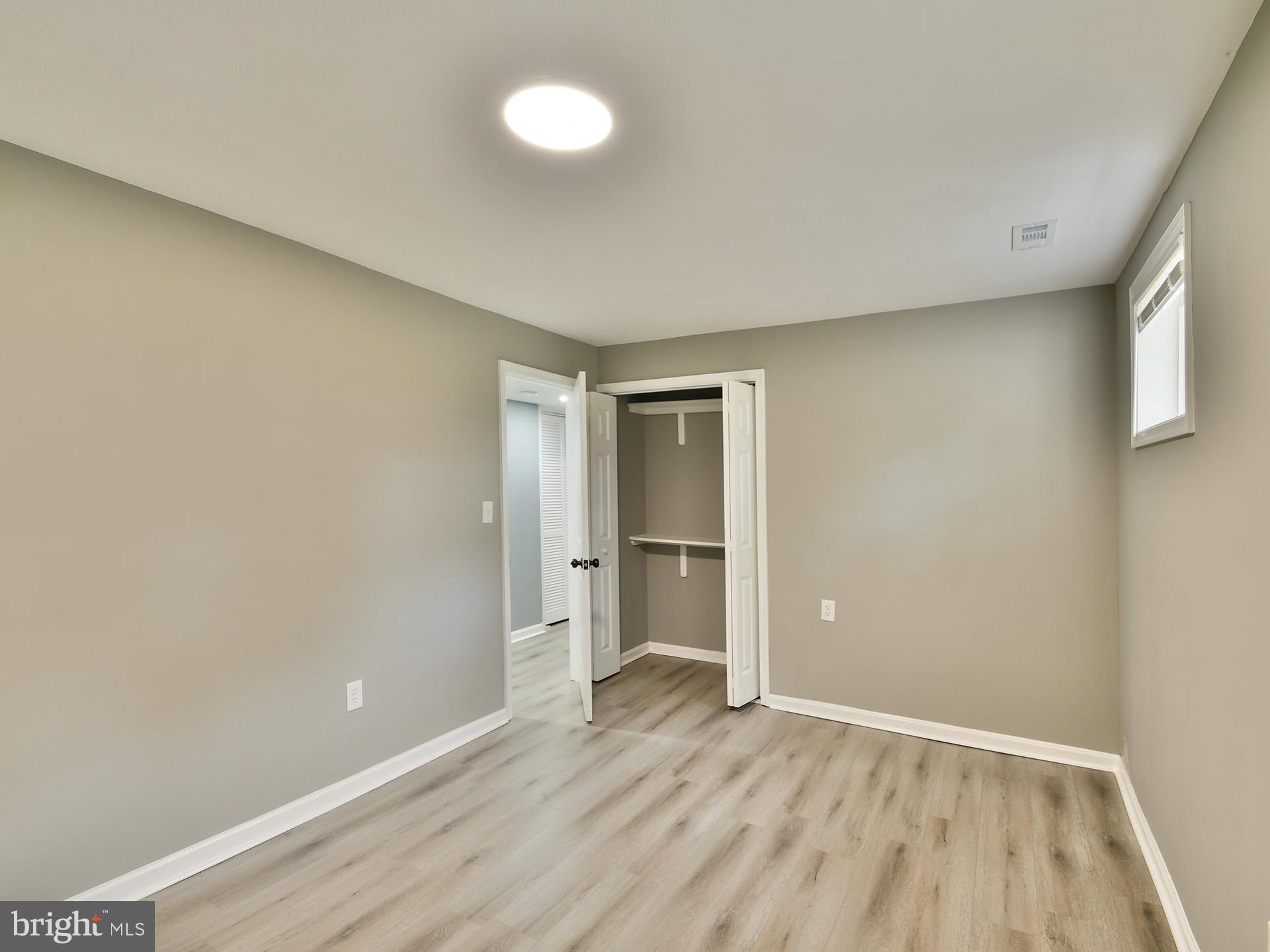 HILLMEADE MANOR - Residential