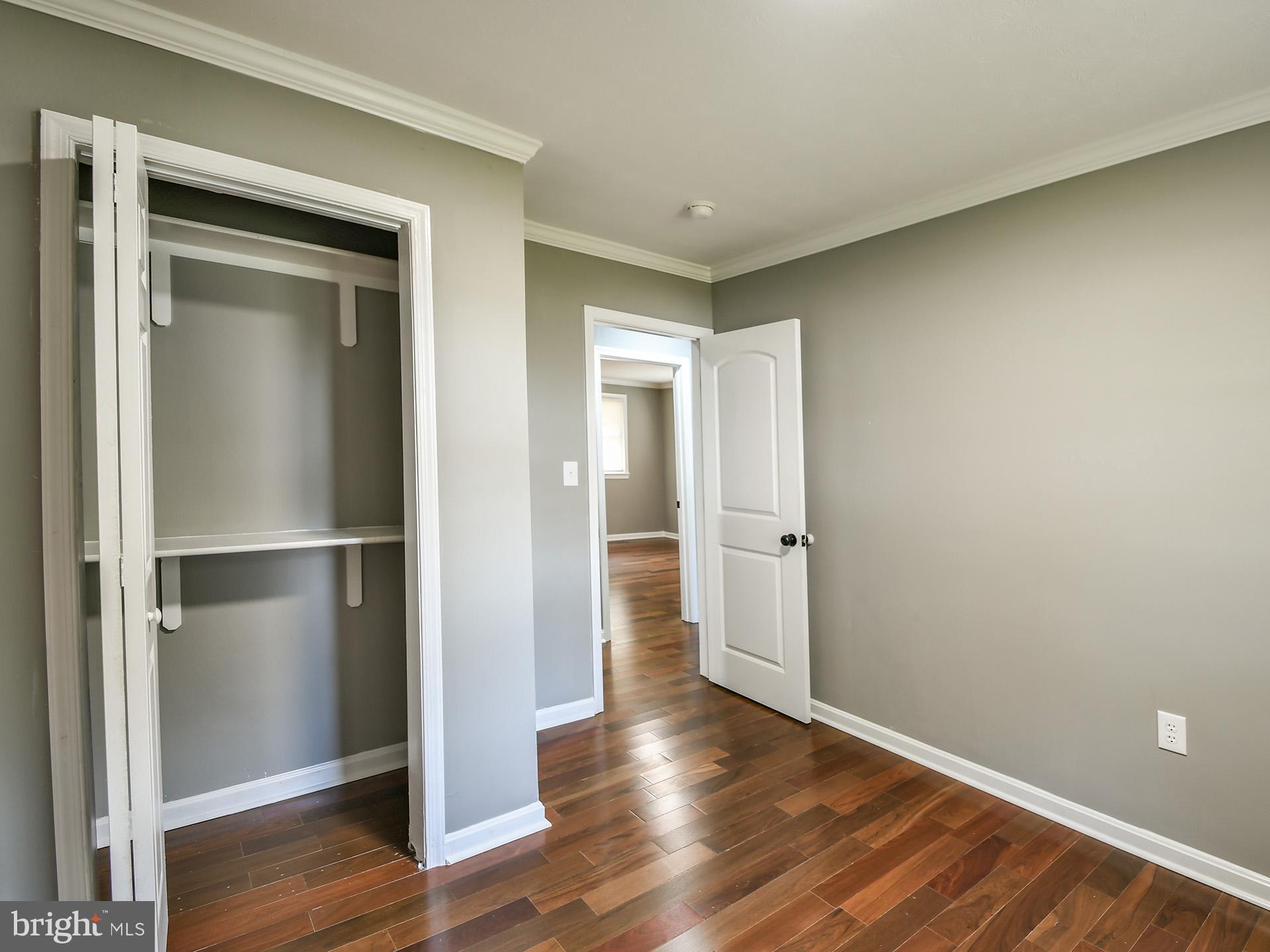 HILLMEADE MANOR - Residential