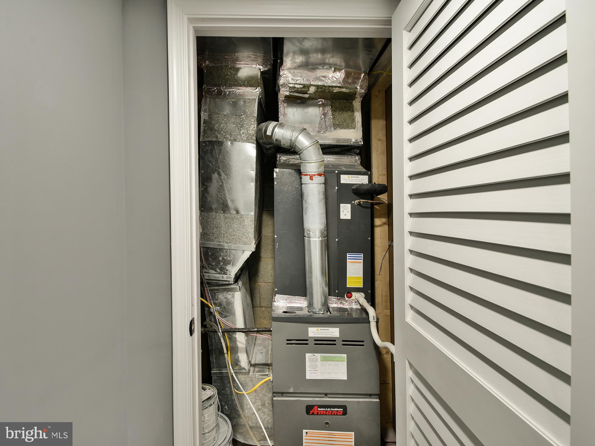 HILLMEADE MANOR - Residential