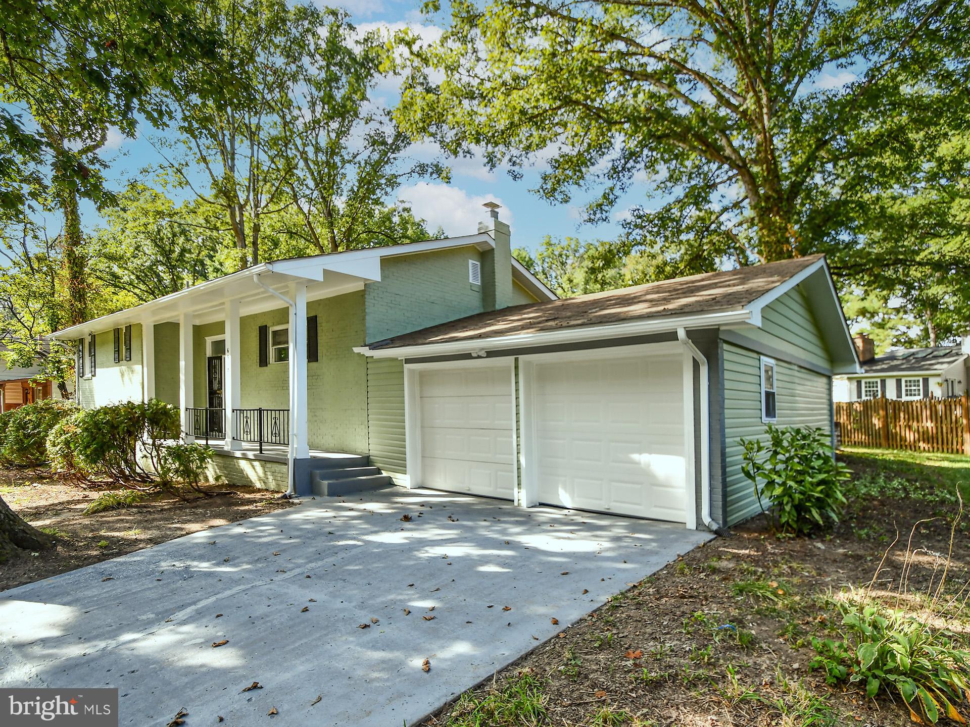 HILLMEADE MANOR - Residential