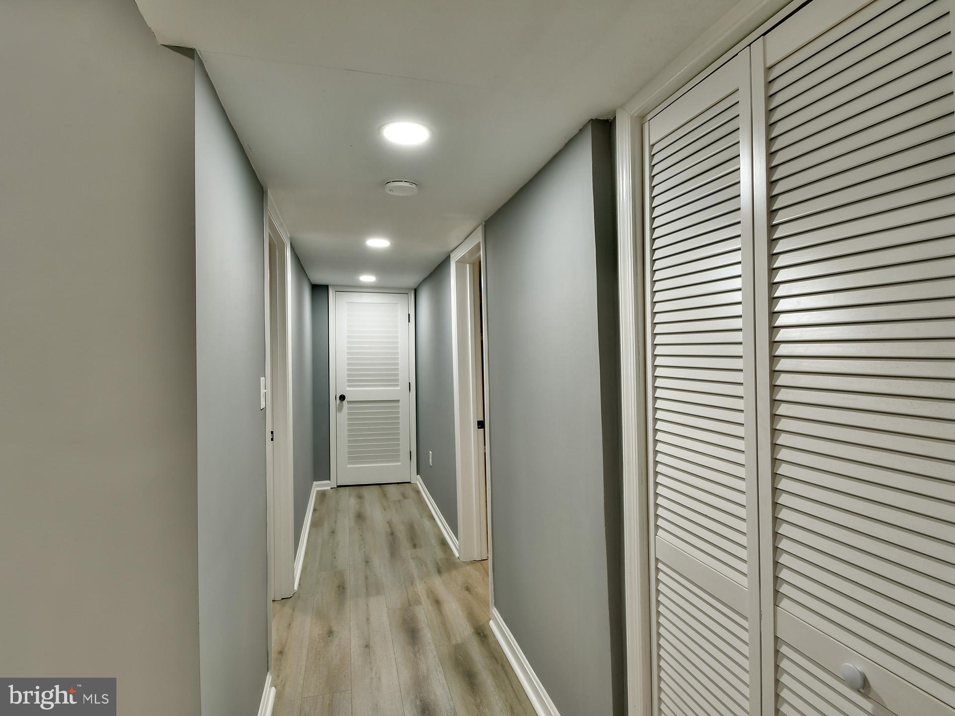 HILLMEADE MANOR - Residential