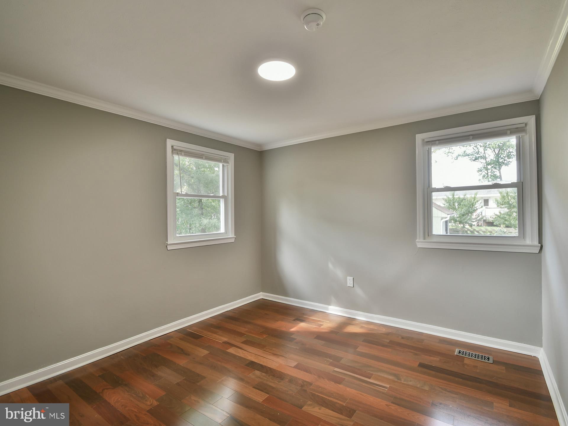 HILLMEADE MANOR - Residential