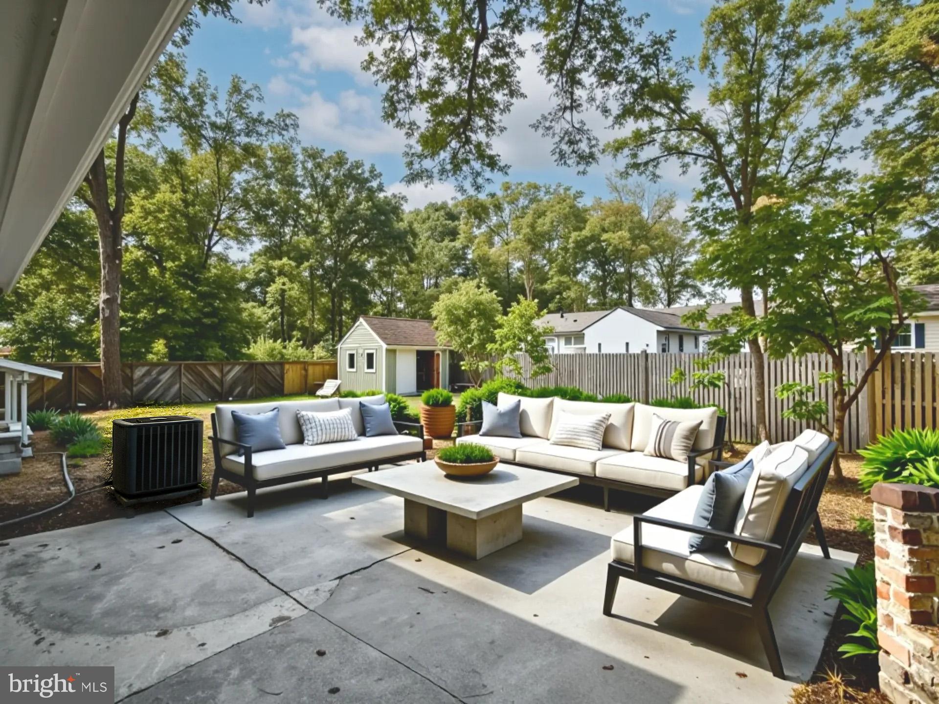 HILLMEADE MANOR - Residential