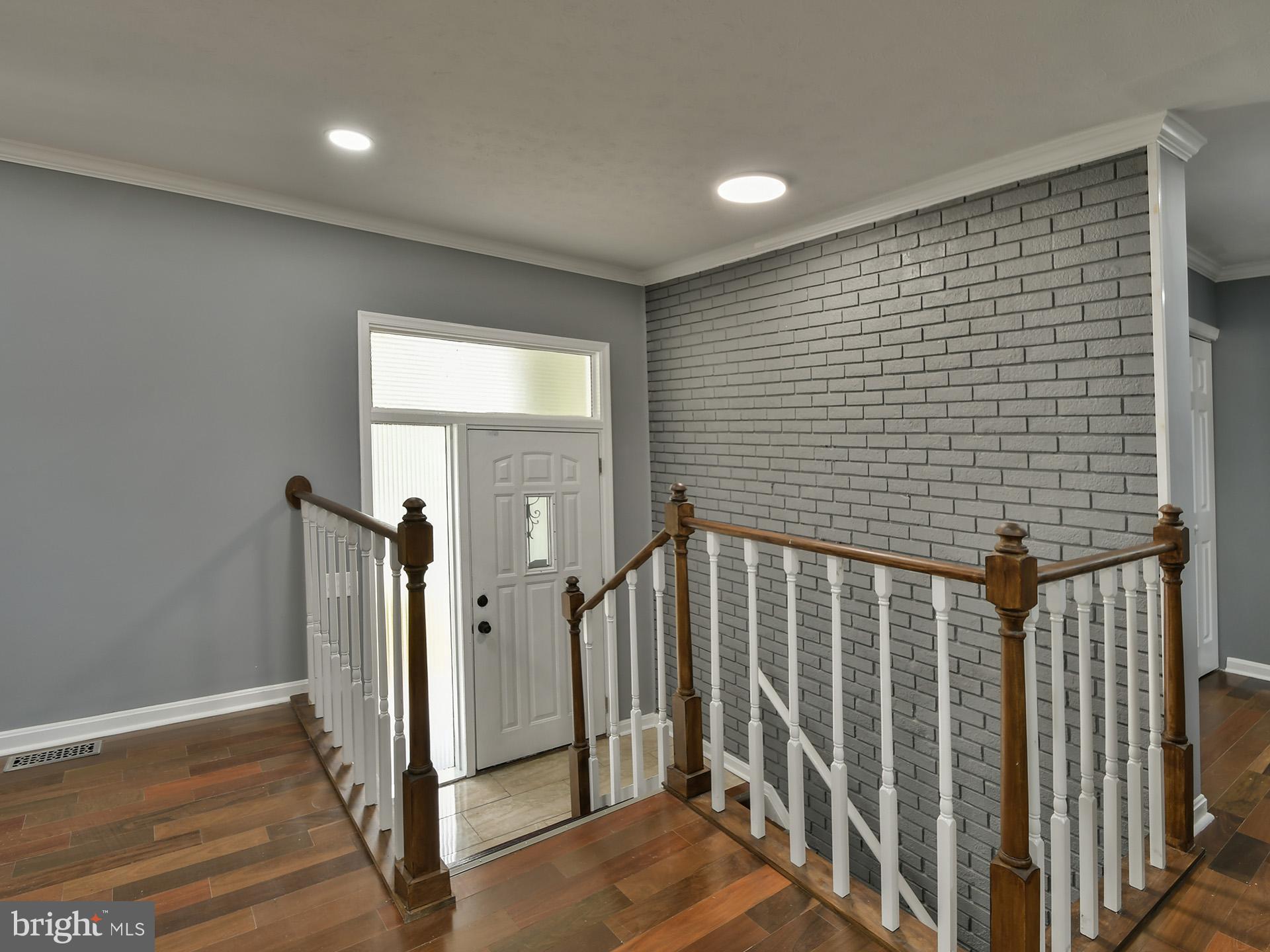 HILLMEADE MANOR - Residential