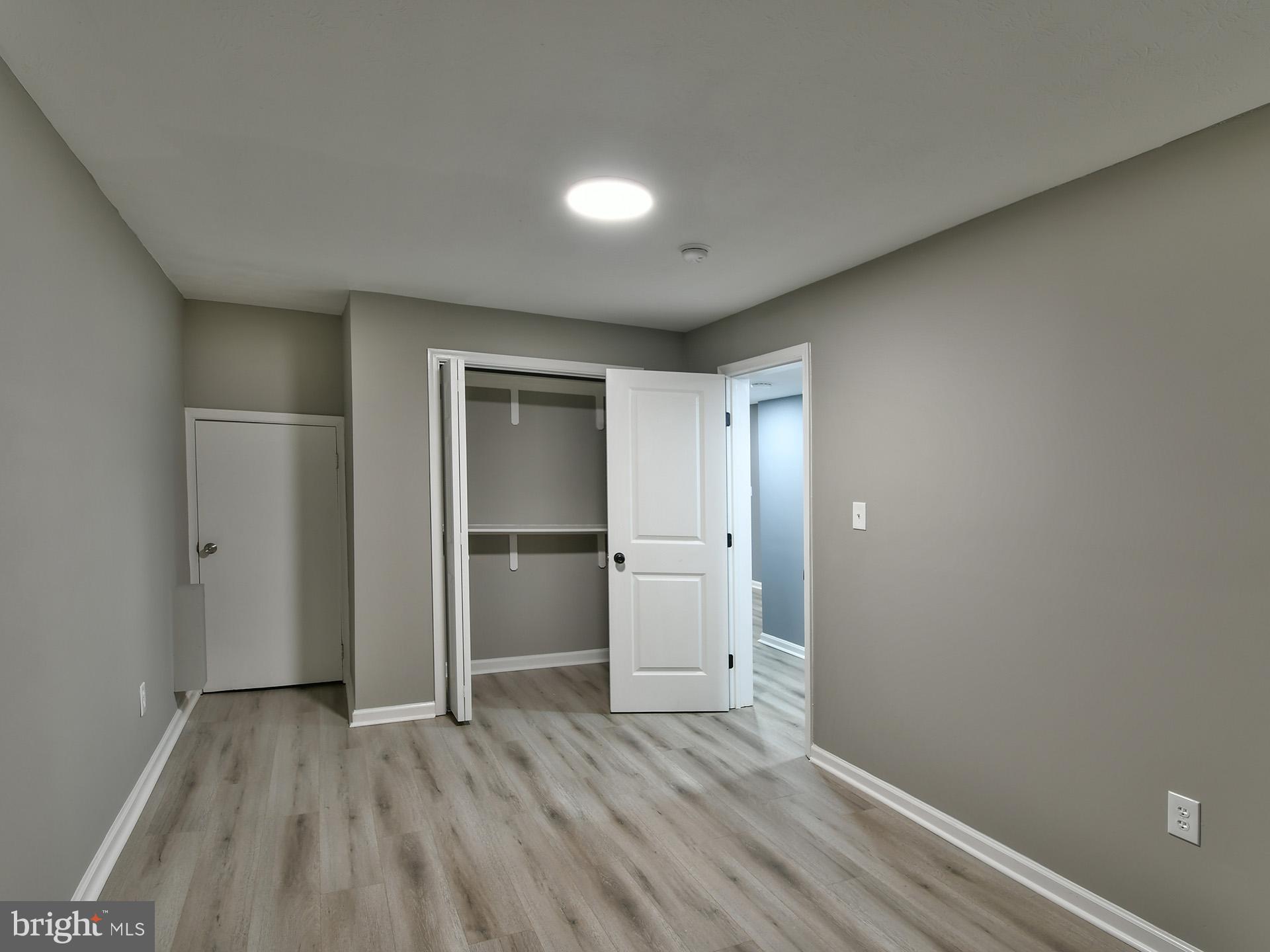 HILLMEADE MANOR - Residential