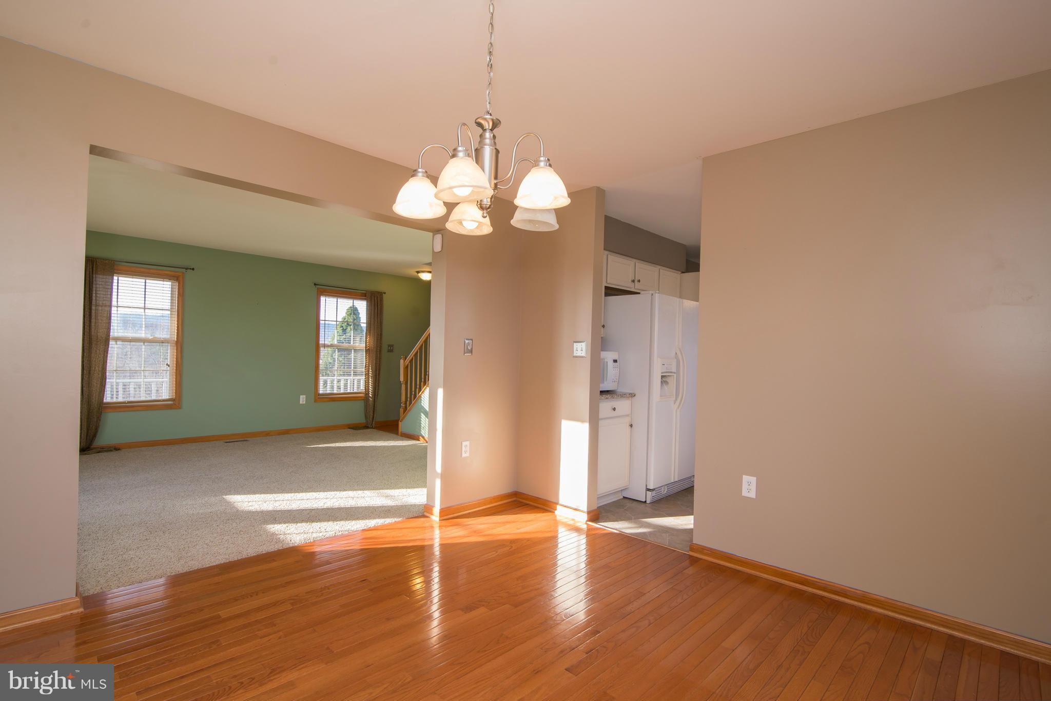 HOLLIS MANOR - Residential