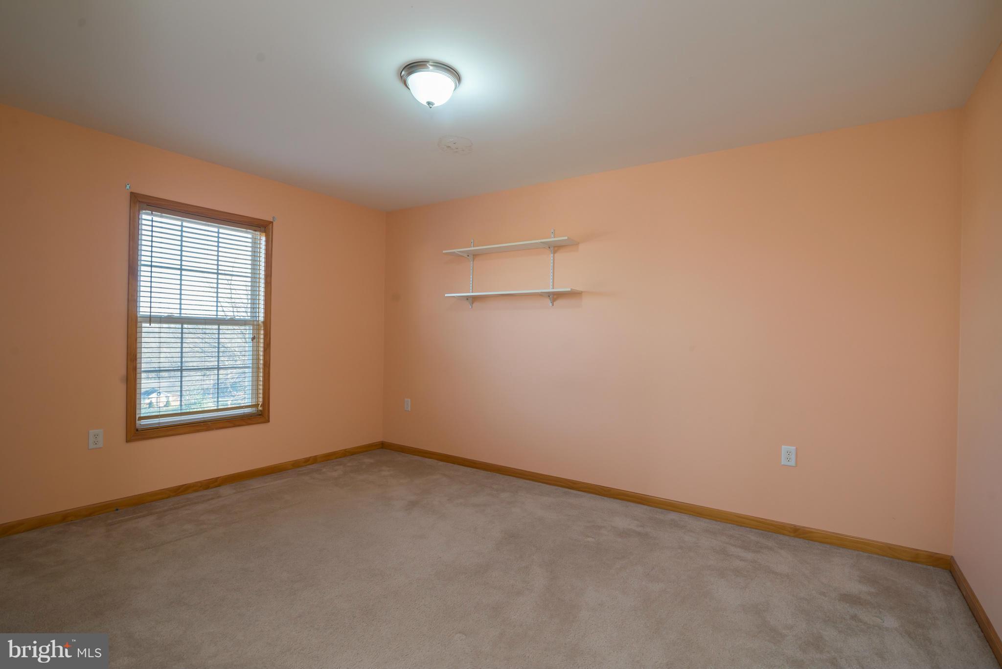 HOLLIS MANOR - Residential