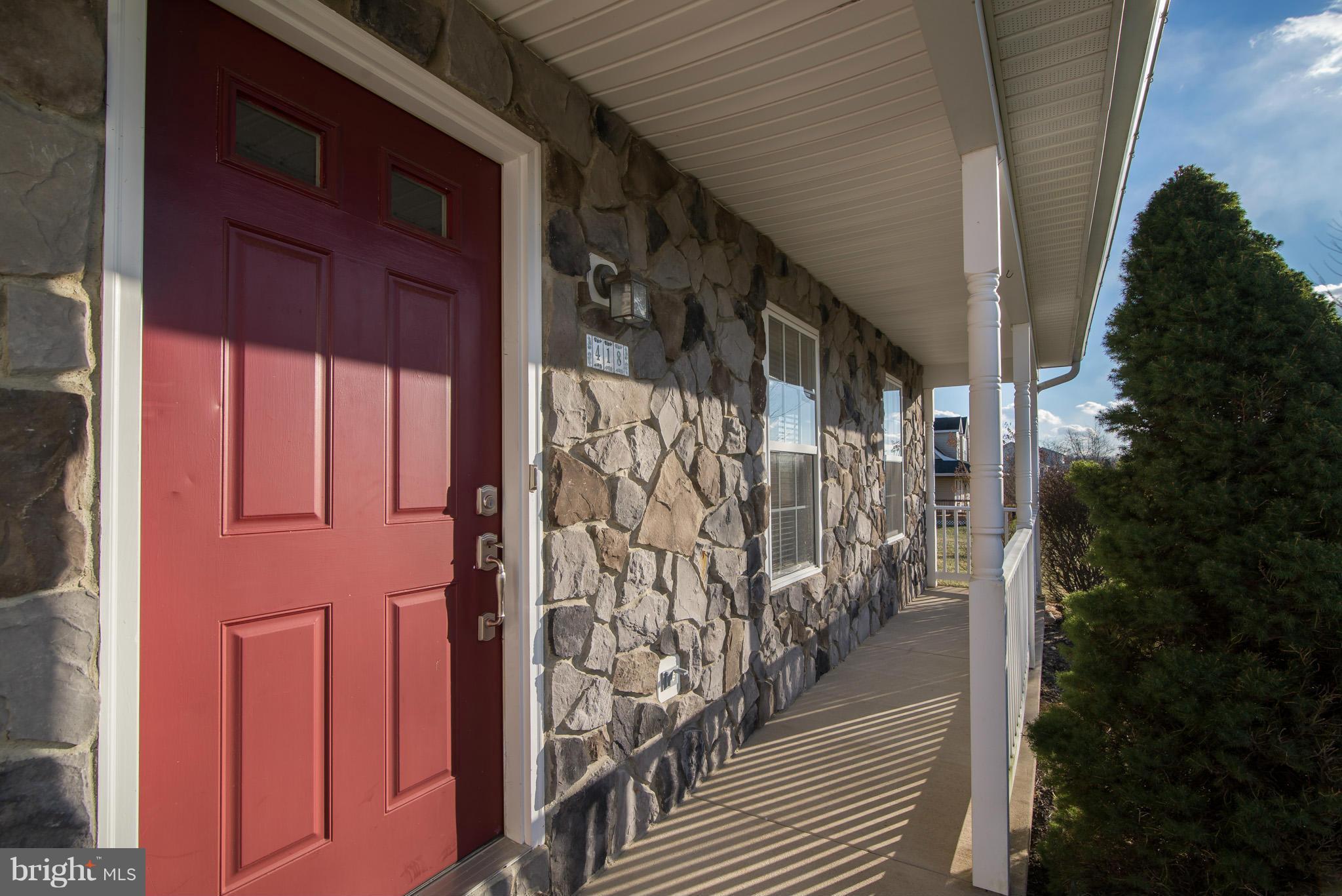 HOLLIS MANOR - Residential