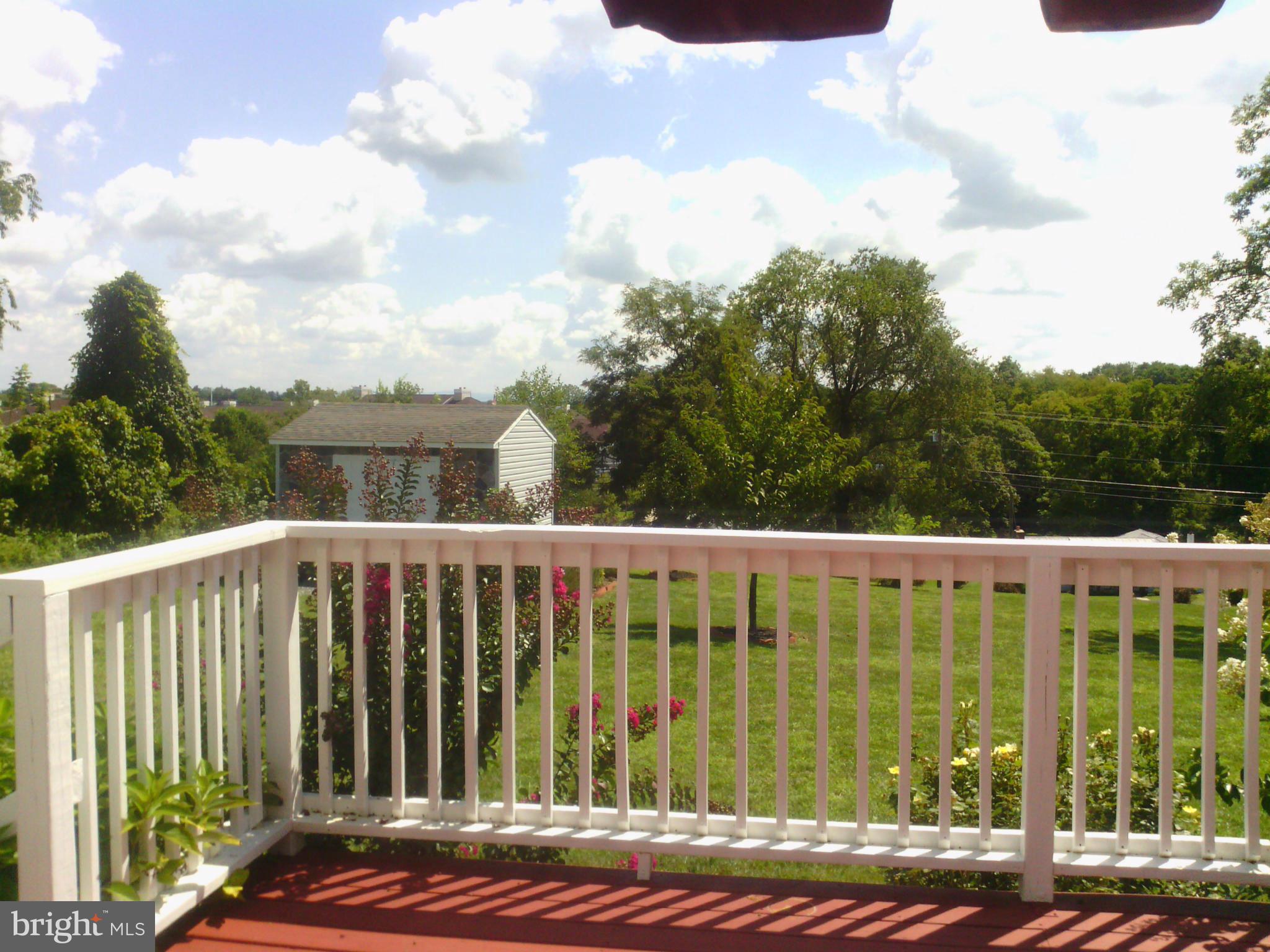 HOLLIS MANOR - Residential