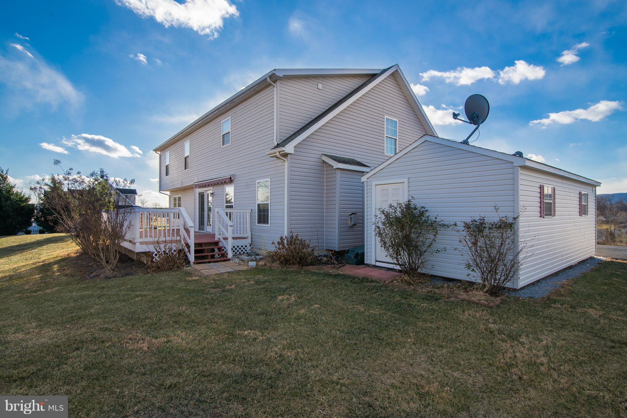 HOLLIS MANOR - Residential