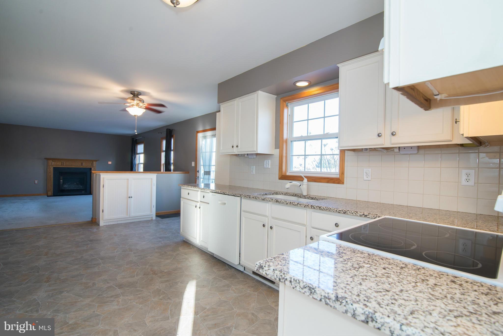 HOLLIS MANOR - Residential