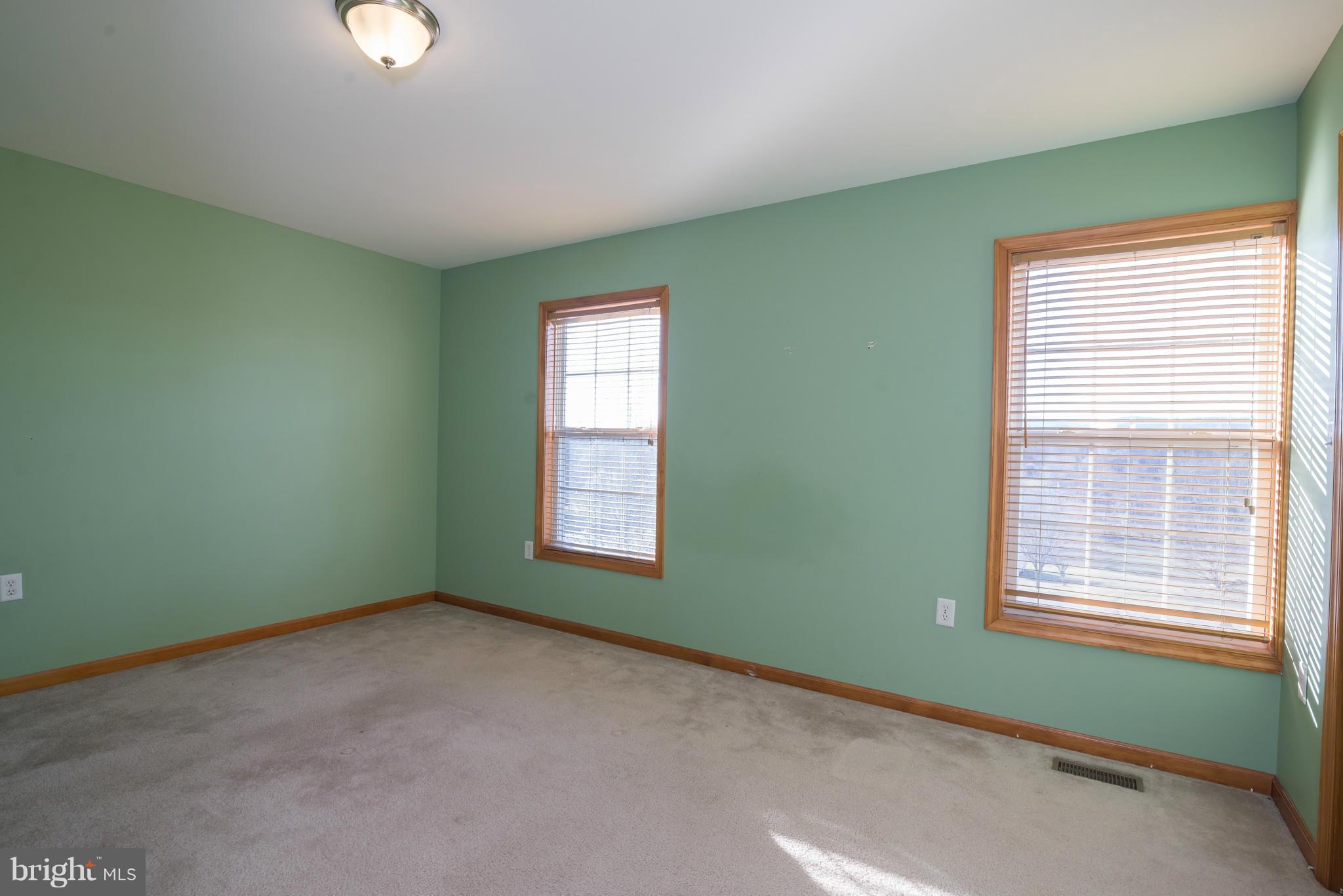 HOLLIS MANOR - Residential