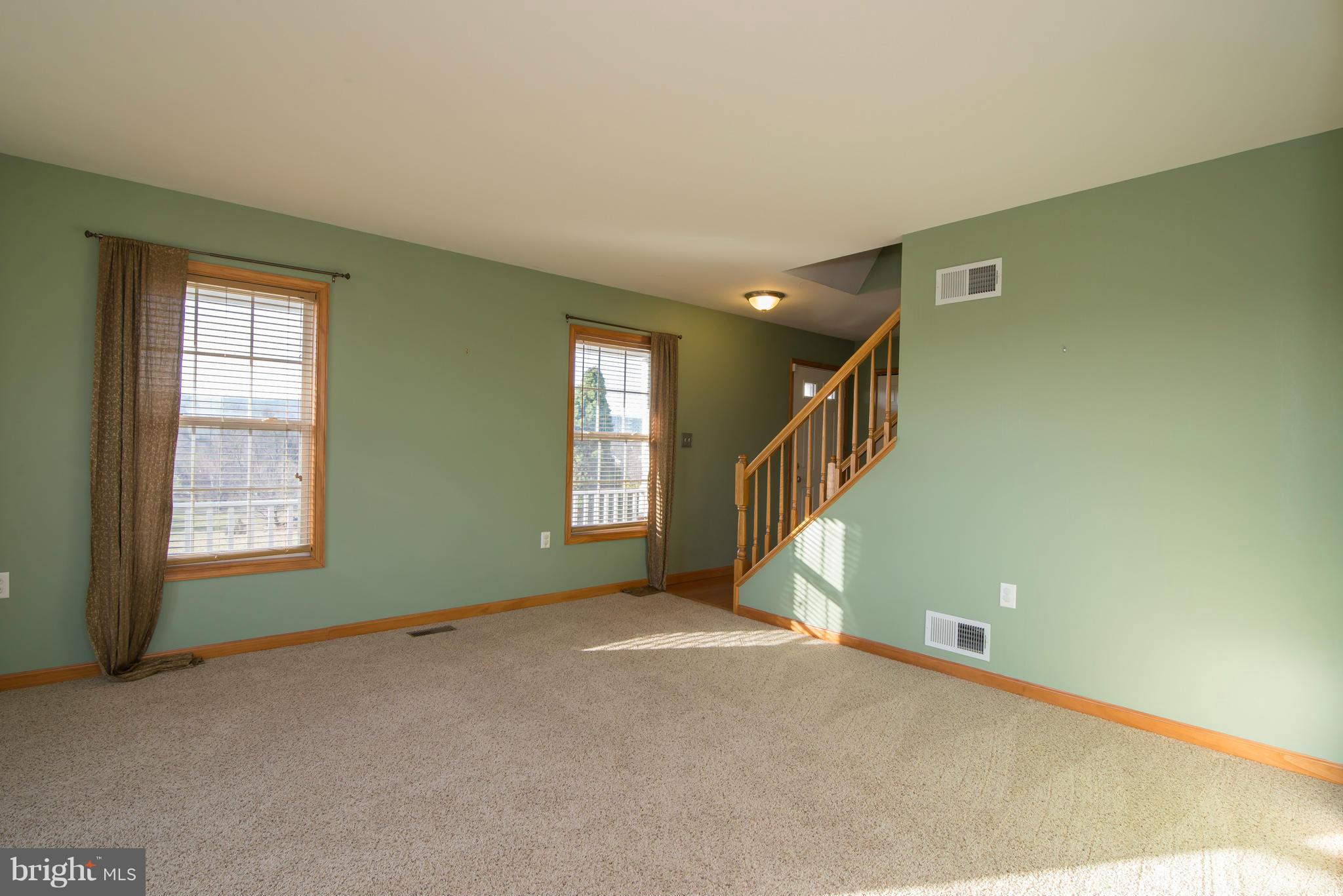 HOLLIS MANOR - Residential