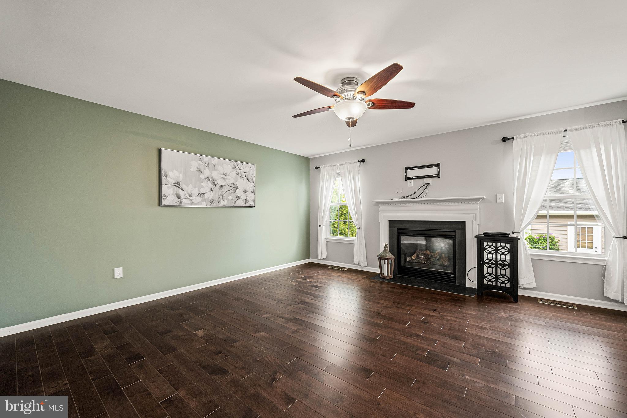 NEW DALEVILLE - Residential