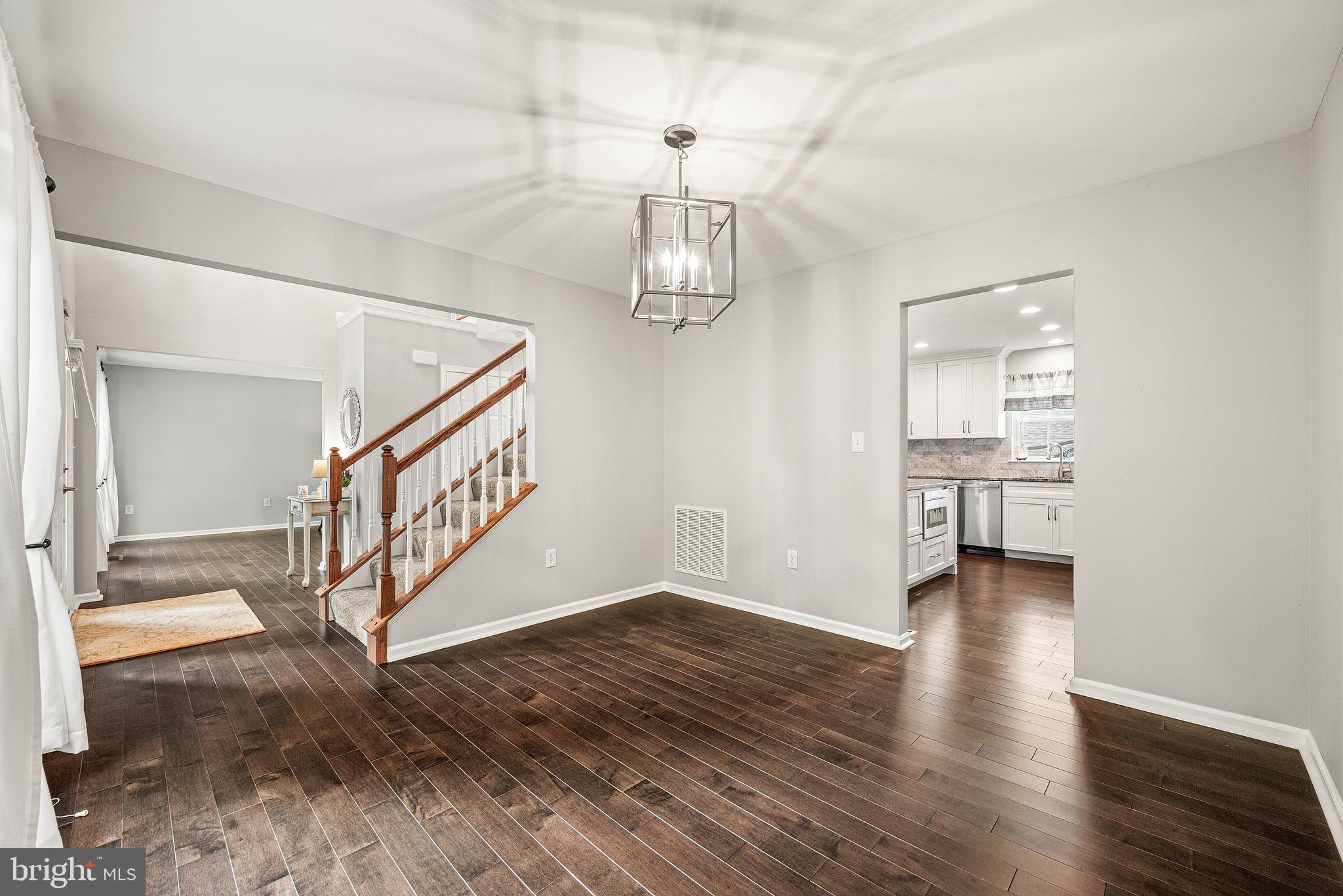NEW DALEVILLE - Residential