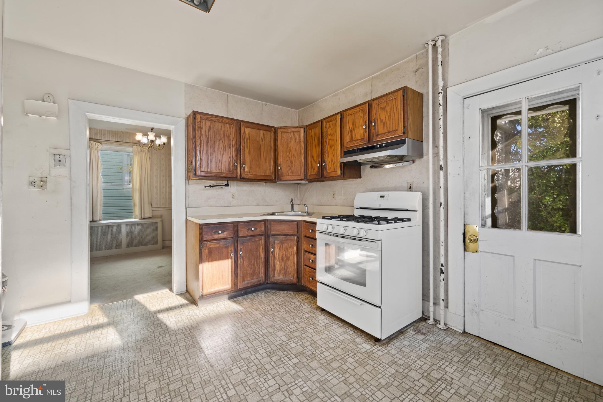 CATONSVILLE - Residential