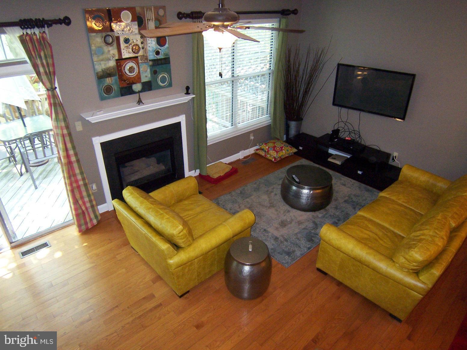 14601 FLOWER HILL DRIVE