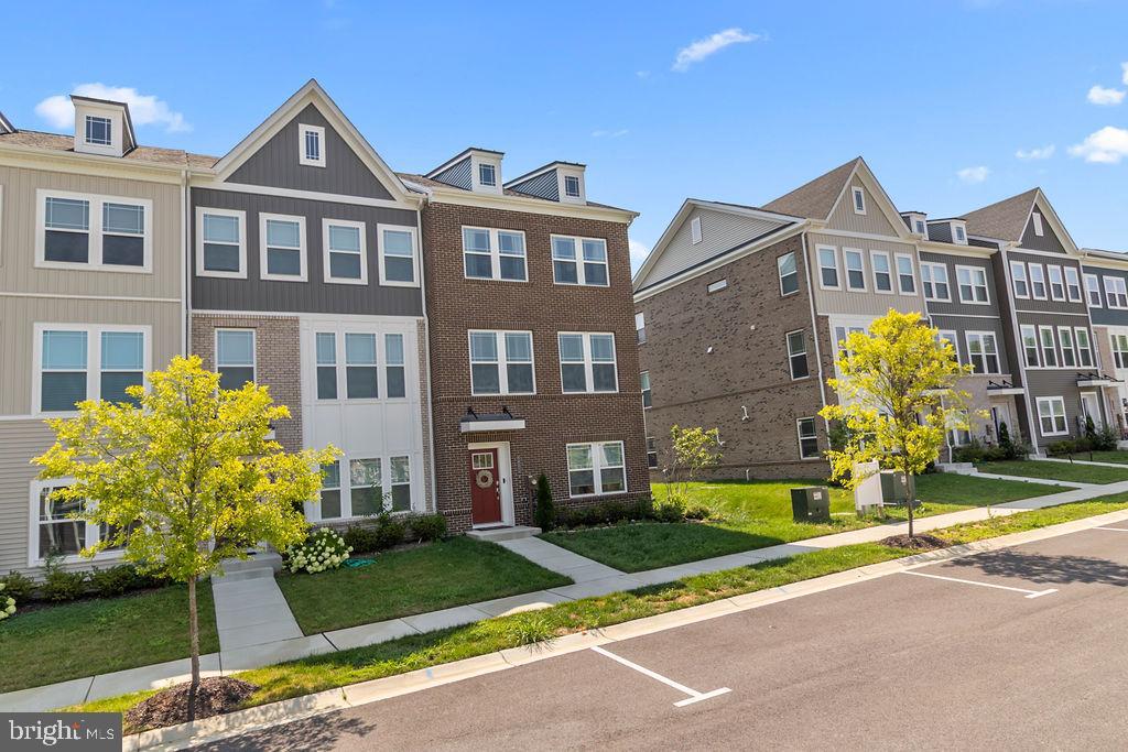 BRYANS ROAD - Residential Lease