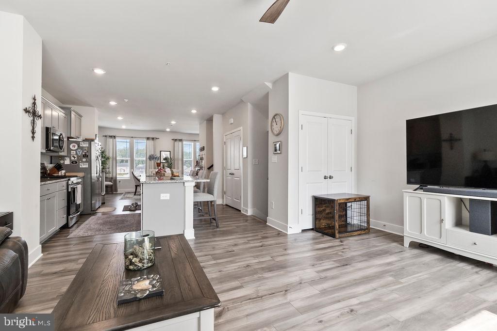 BRYANS ROAD - Residential Lease