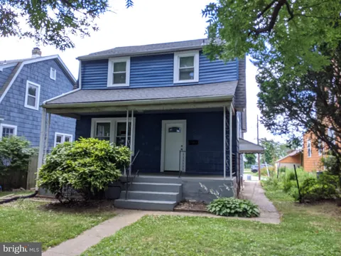 MLS: MDBC2151656