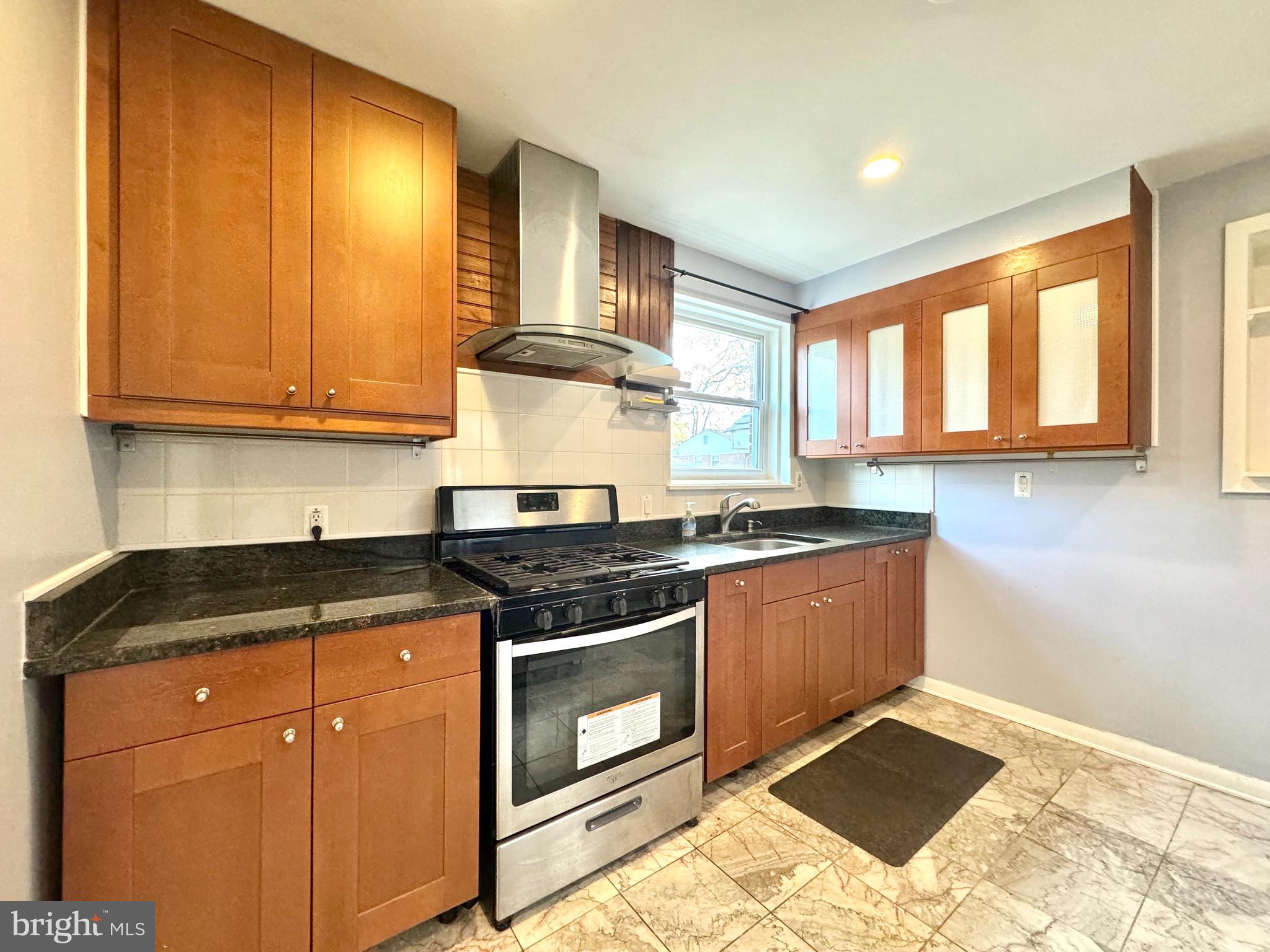 ROCKLAND - Residential Lease