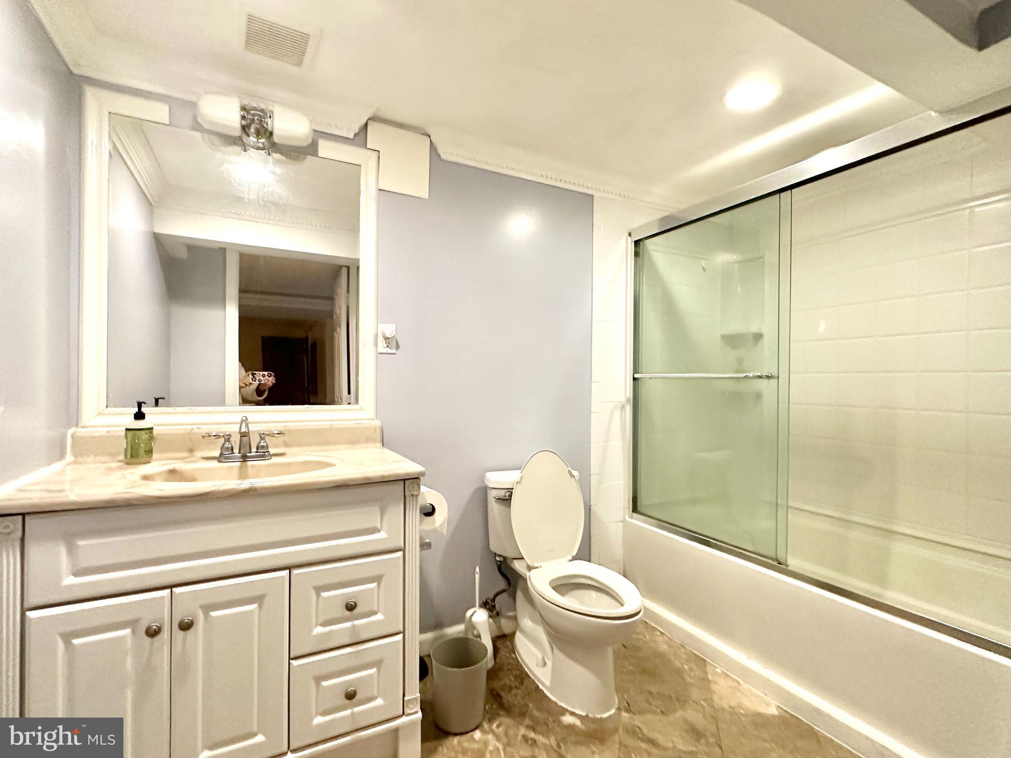 ROCKLAND - Residential Lease