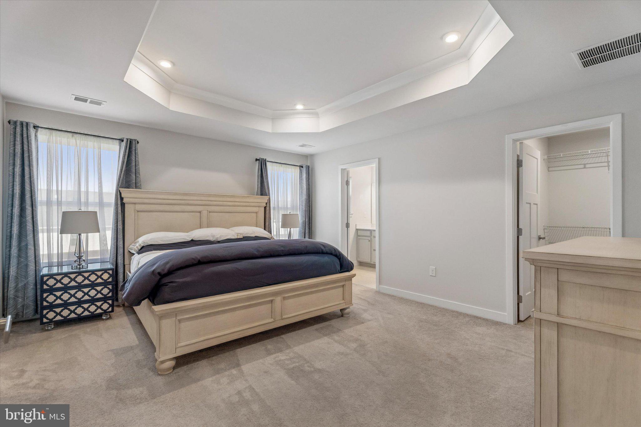 OVERLOOK AT CREEKSIDE - Residential