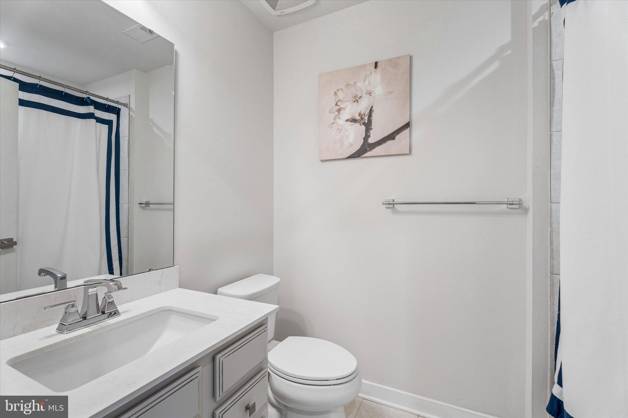 OVERLOOK AT CREEKSIDE - Residential