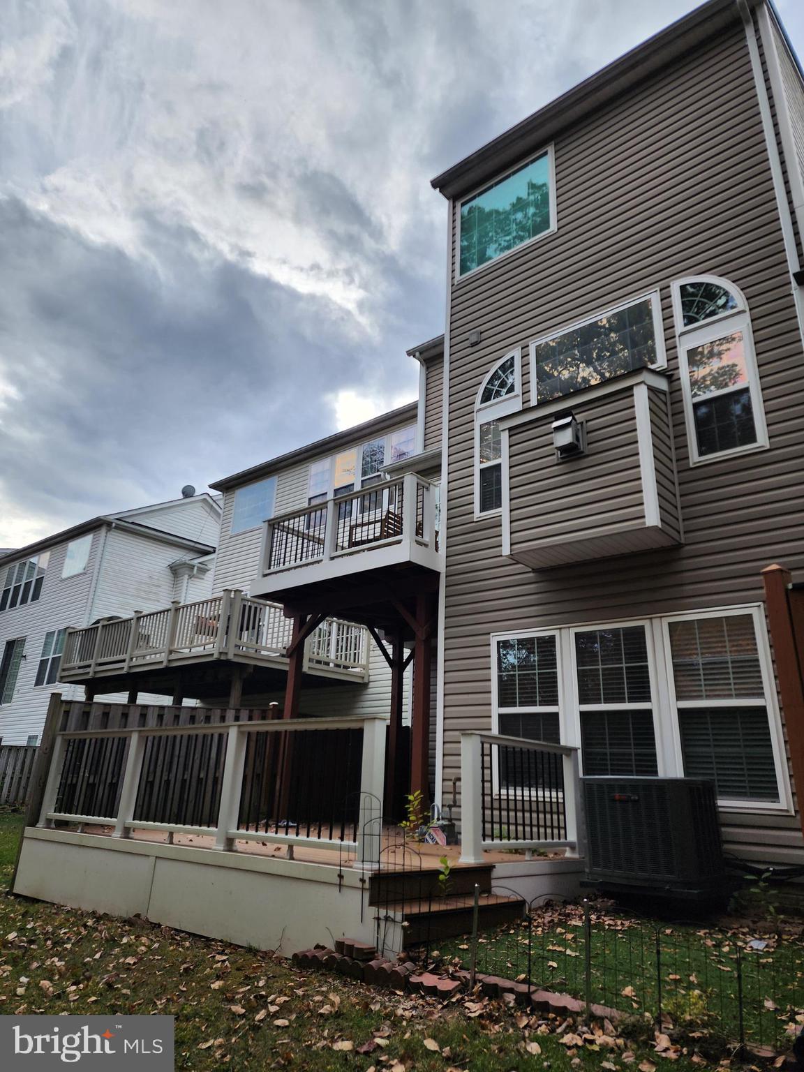 5209 JULE STAR DRIVE