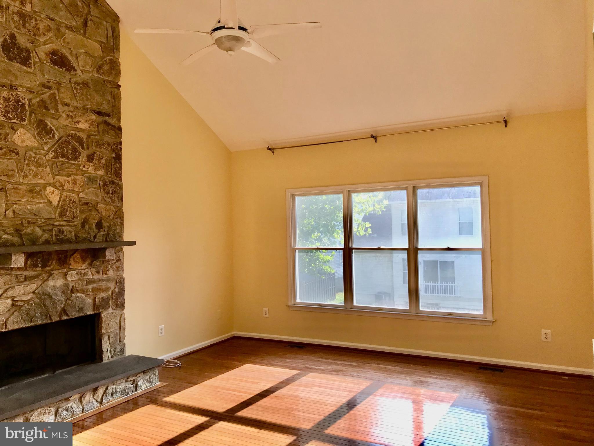 22008 IVY LEAF DRIVE