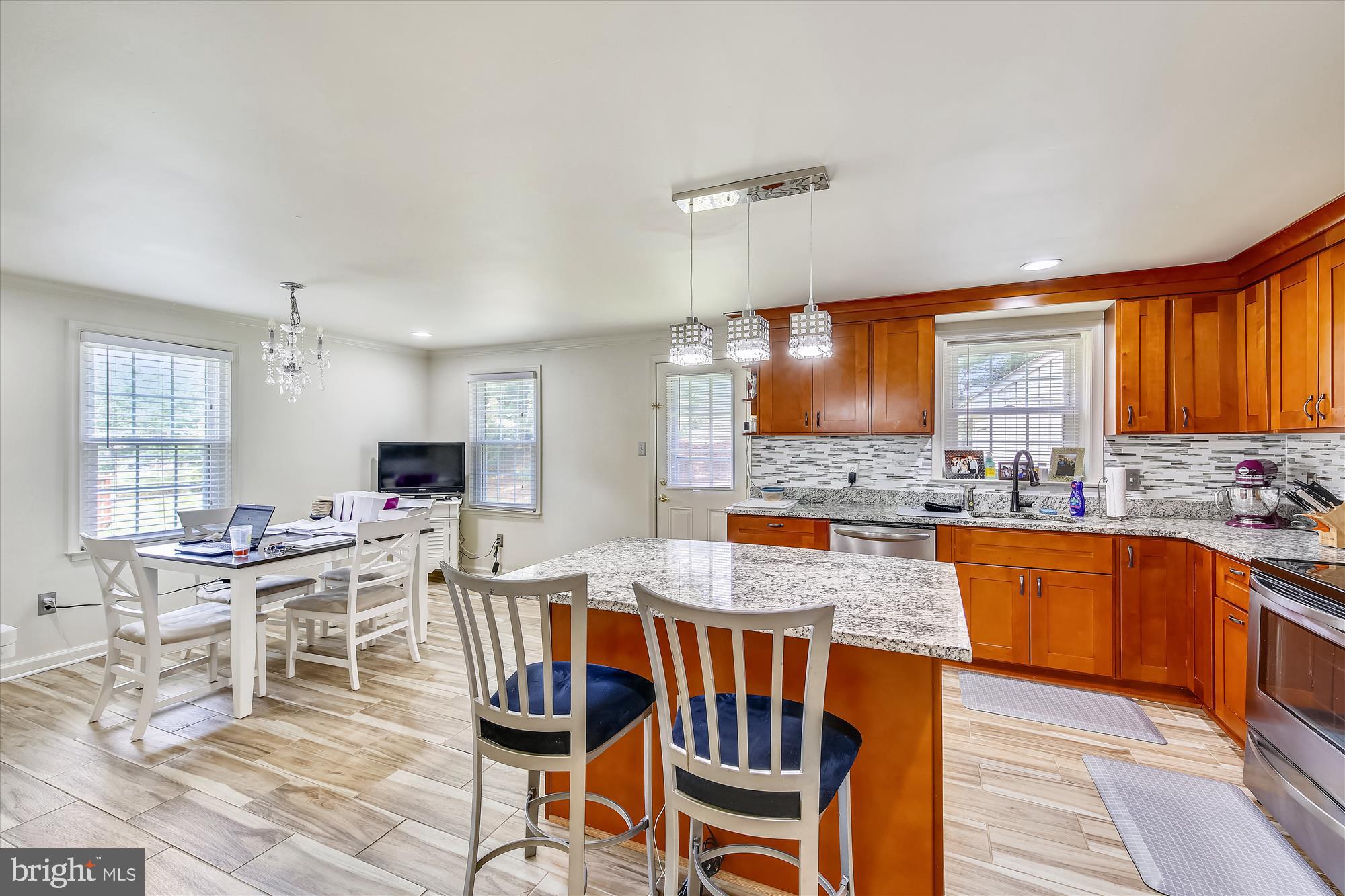 FALLSREACH - Residential Lease