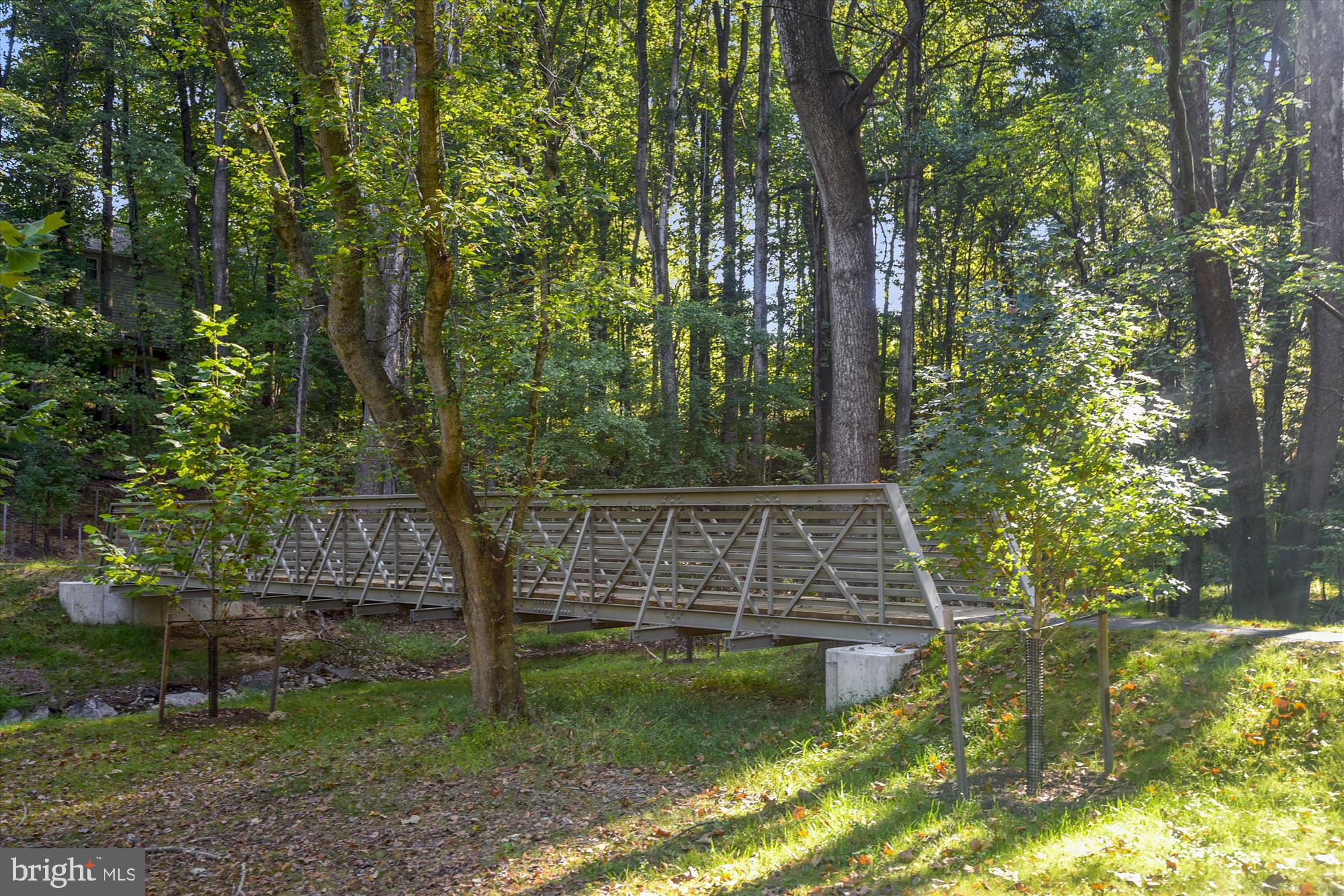 FALLSREACH - Residential Lease