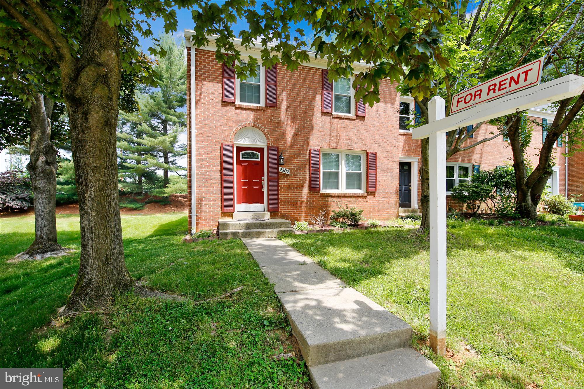 FALLSREACH - Residential Lease