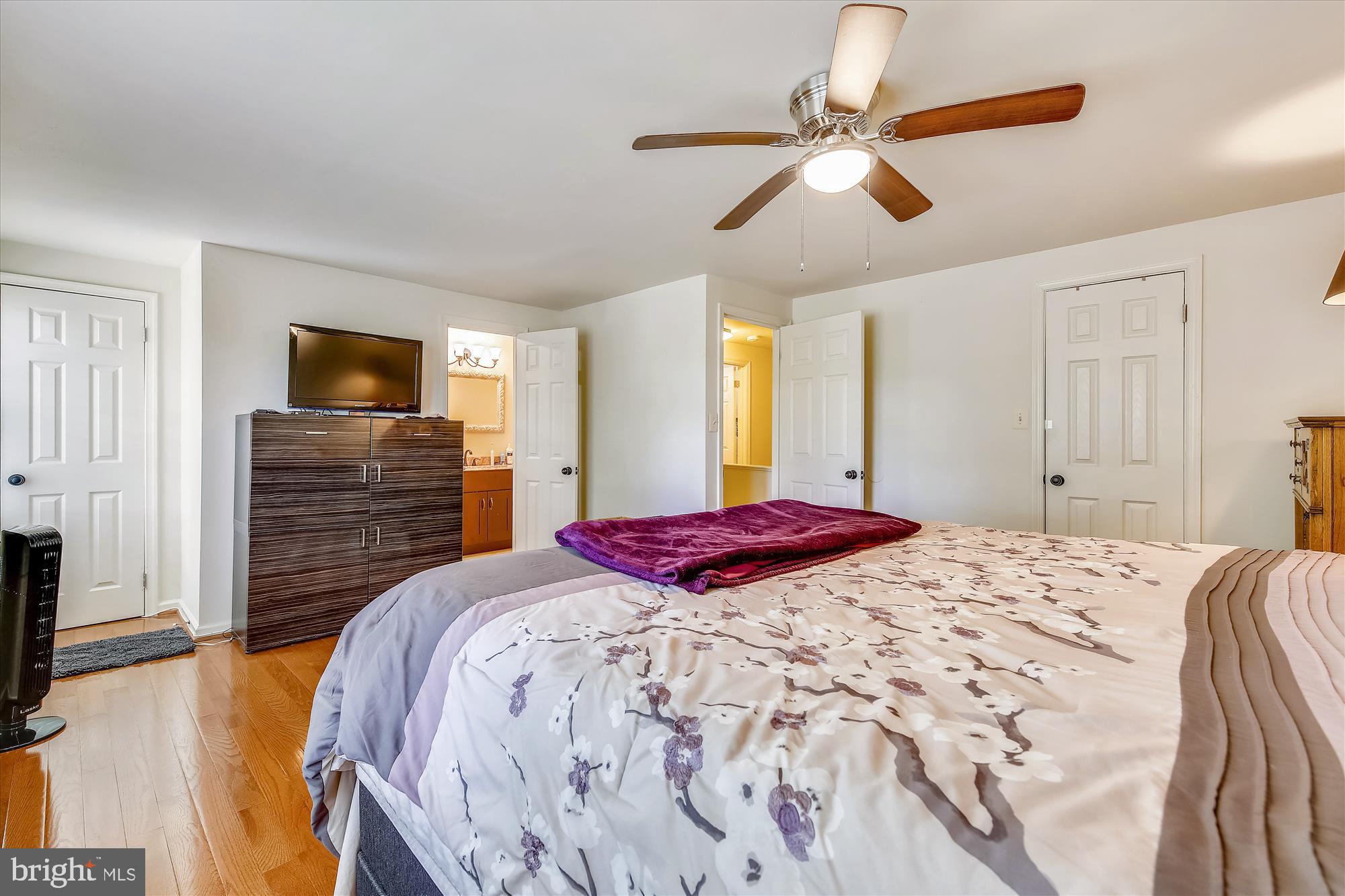 FALLSREACH - Residential Lease