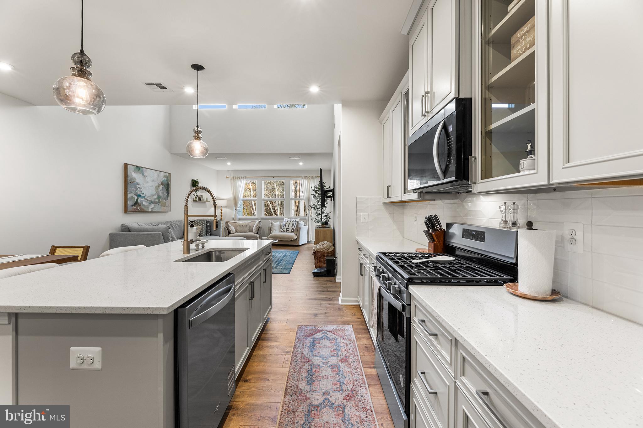 SILVER WOODS - Residential