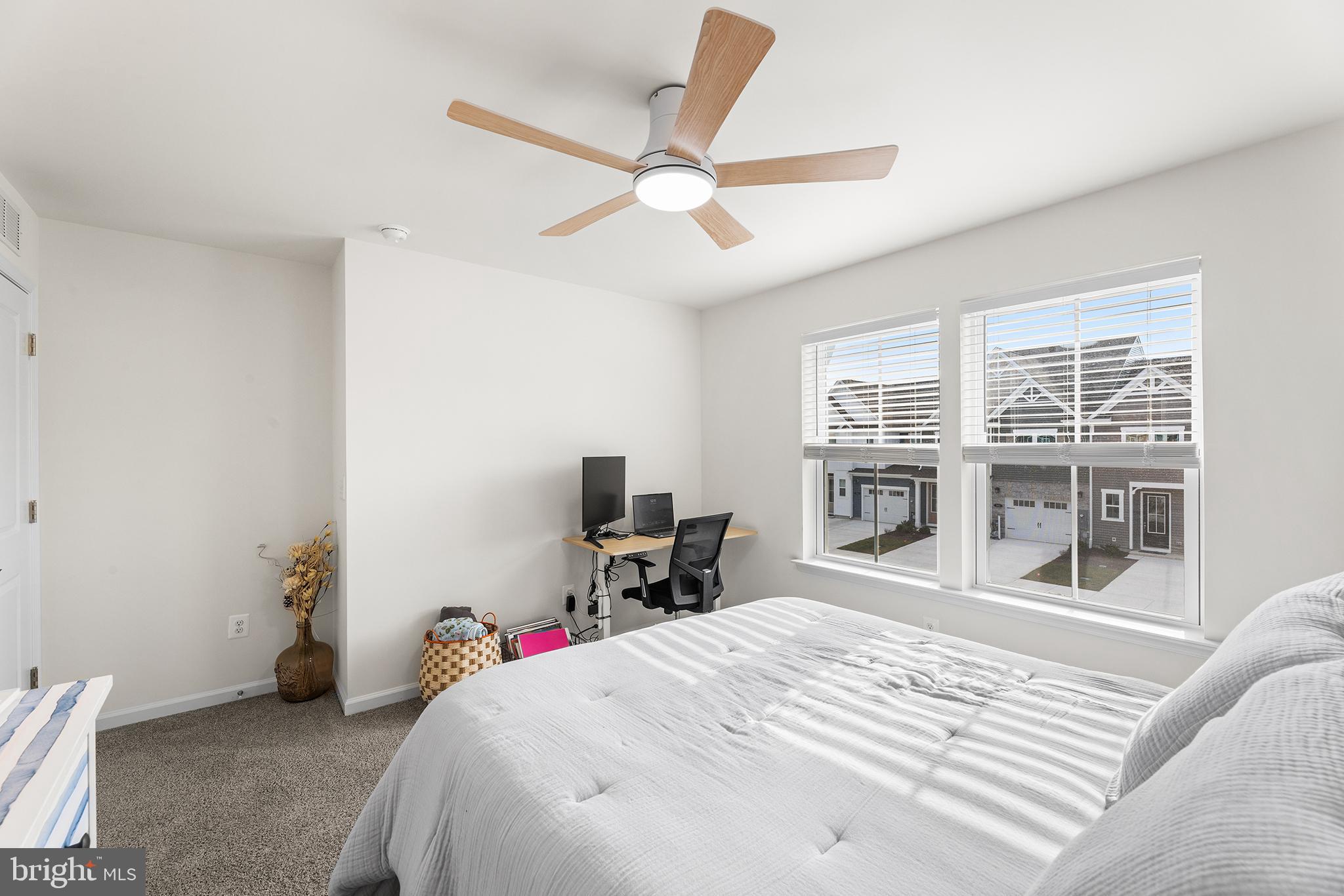 SILVER WOODS - Residential